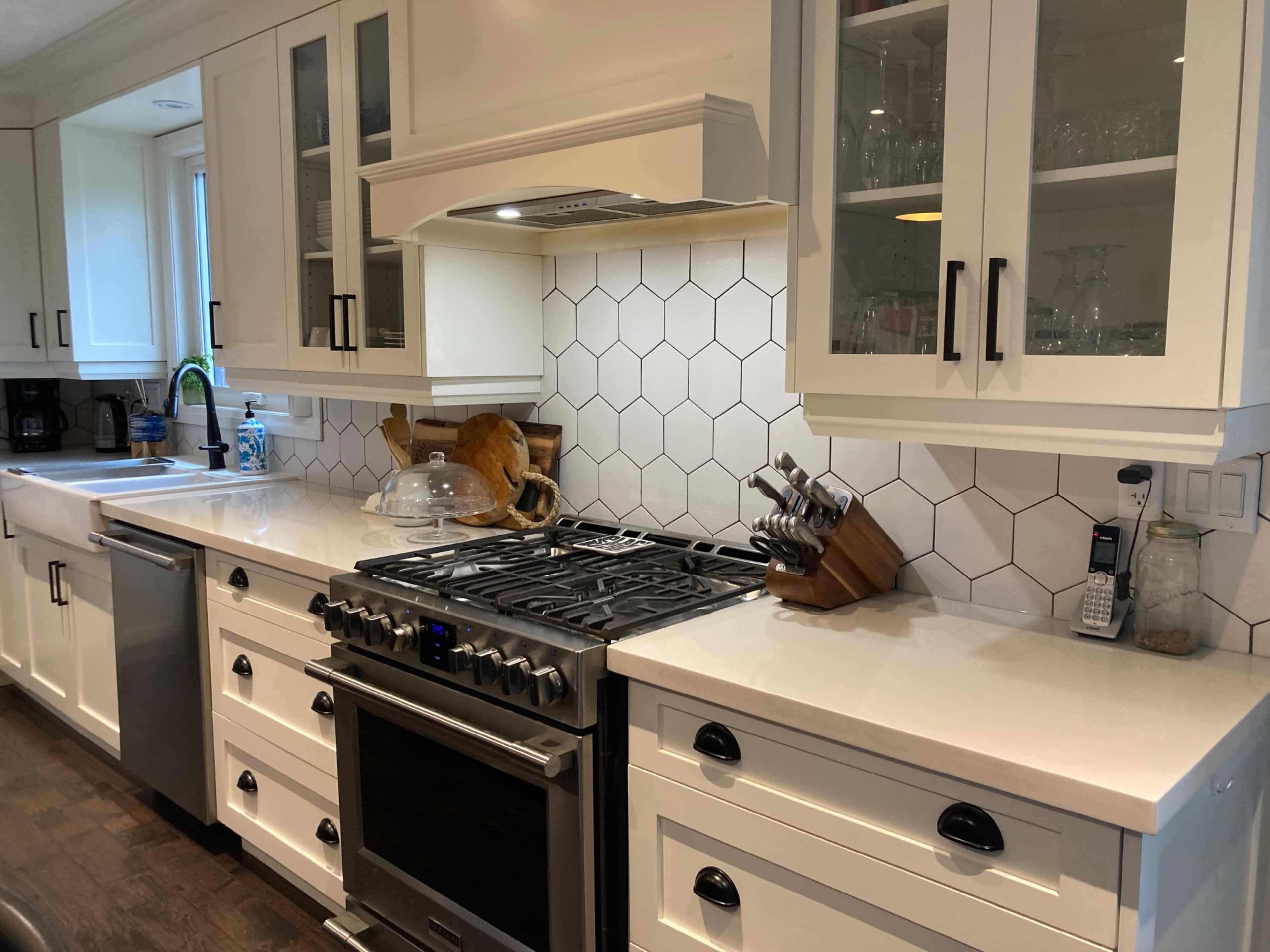 Beautiful Modern Family Home located in Hamilton Image in Ancaster, Hamilton, ON