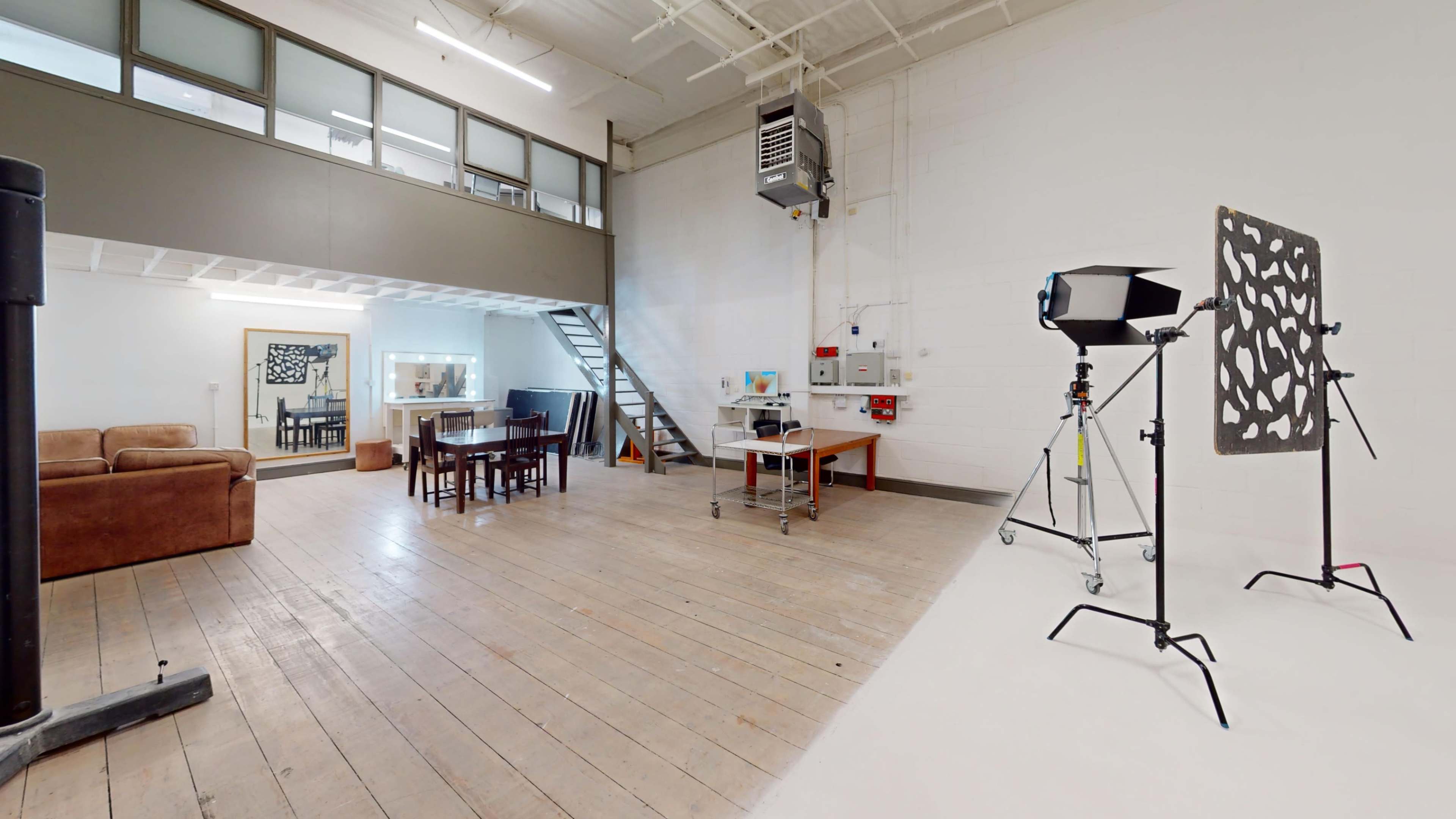 STUDIO 1 Image in Hoxton, London, ENG