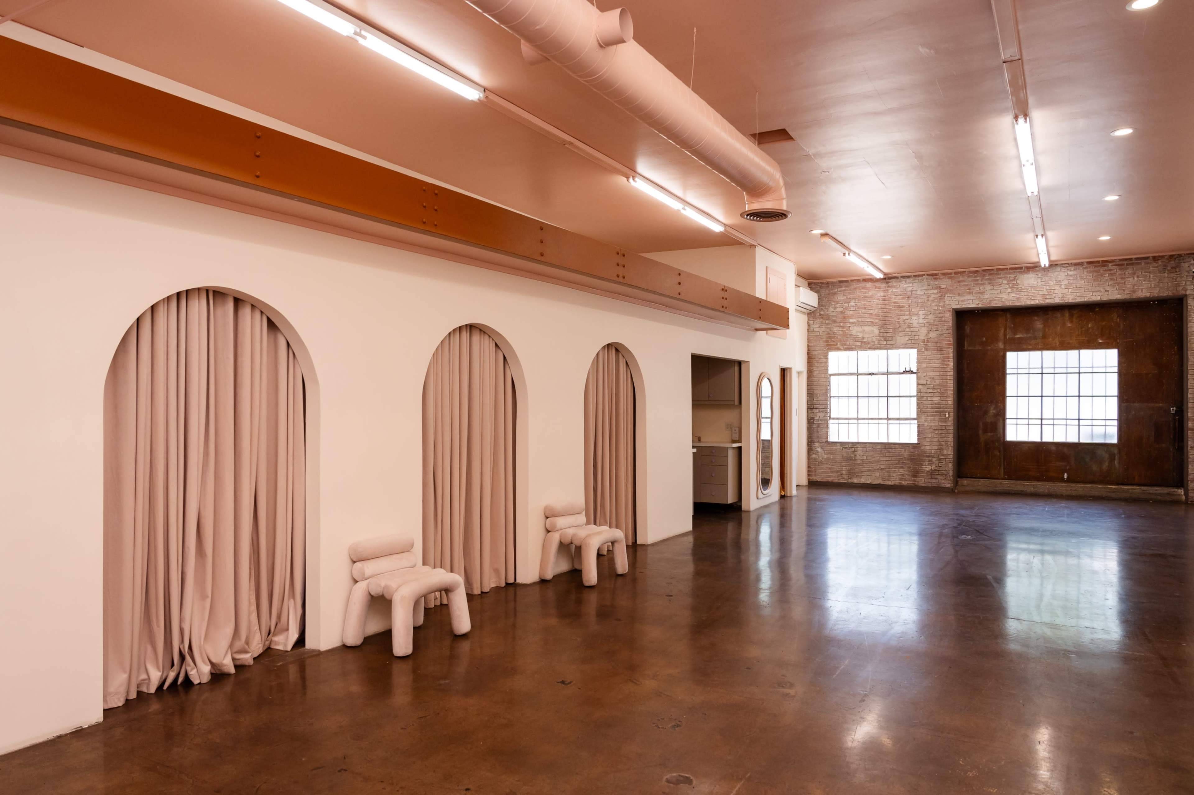 Spacious Flexible Storefront Image in Magnolia Park, Burbank, CA
