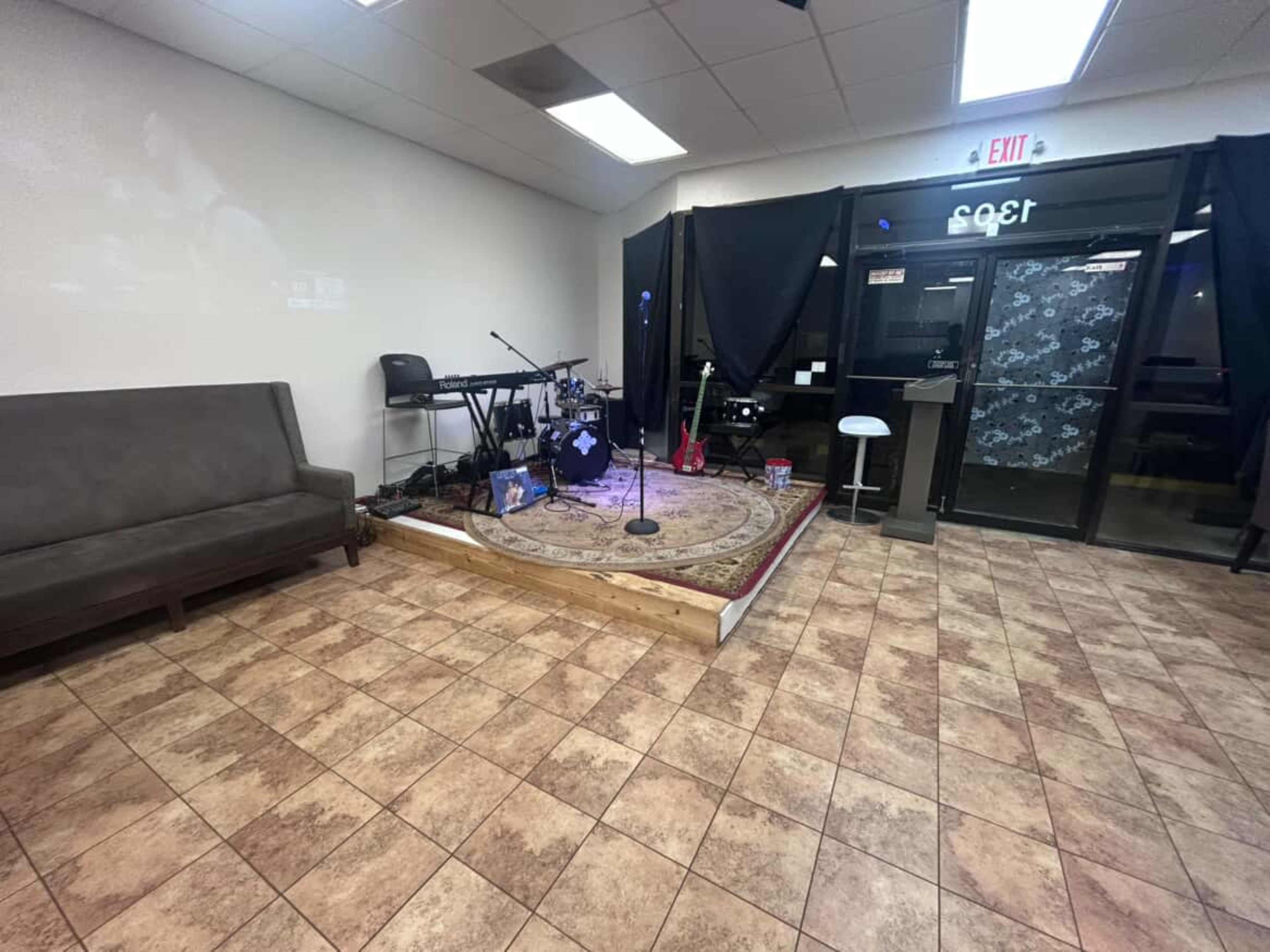 Urban Entertainment Venue Image in China, beaumont, TX