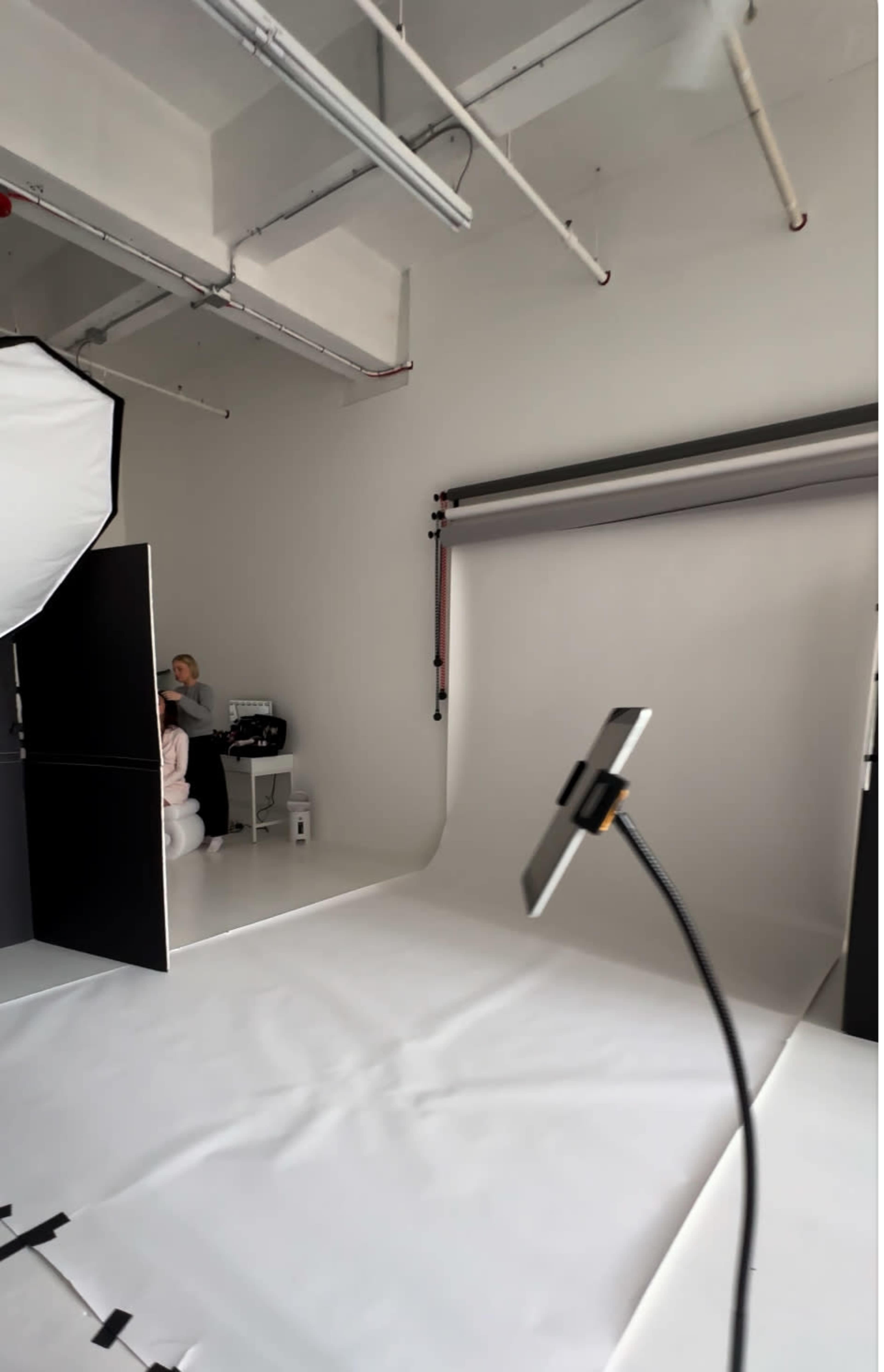 Bright & Spacious All-White Loft Studio – Jersey City Image in West Side, jersey City, NJ