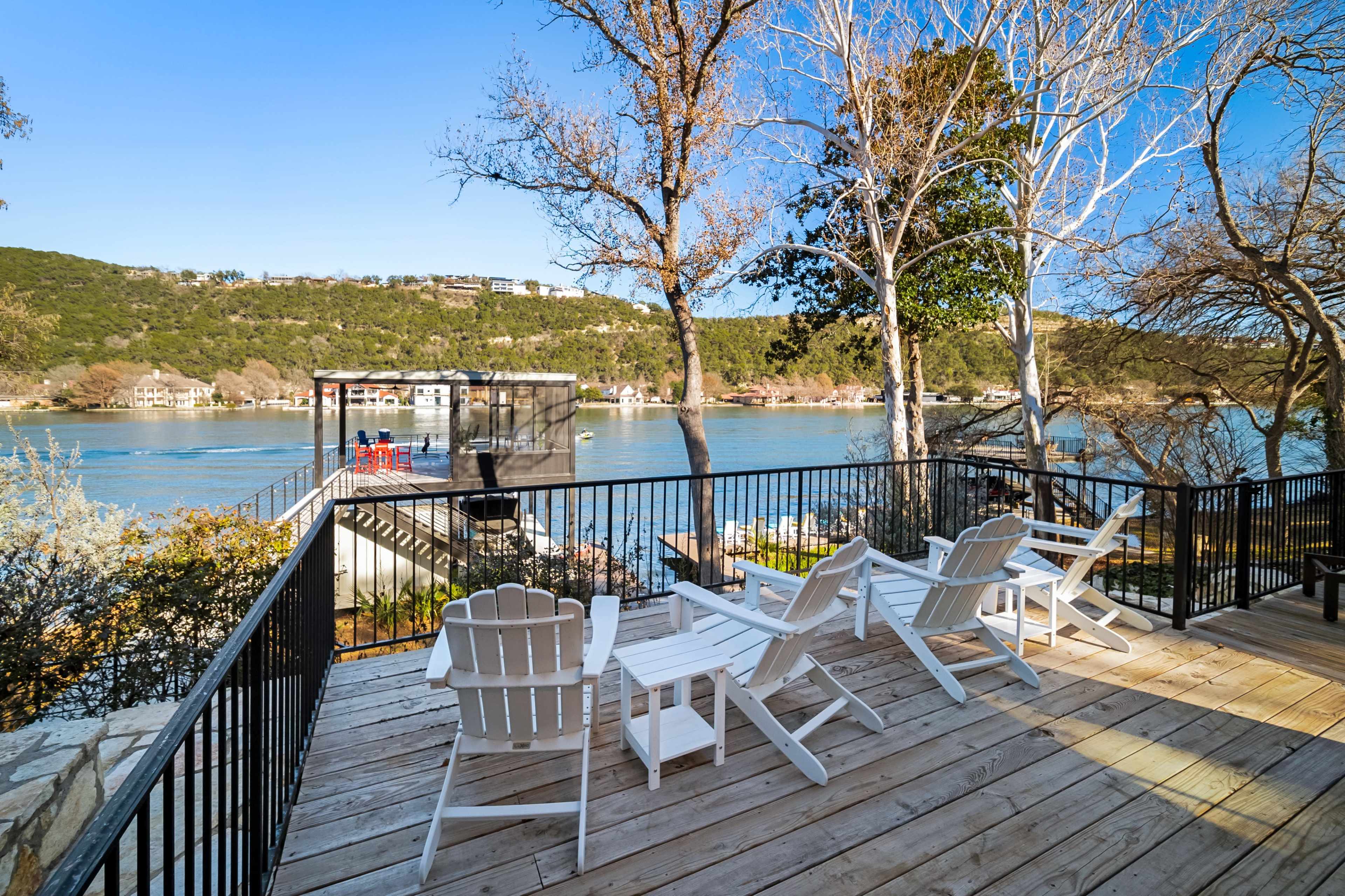 Villa Bella Vista: Lake Austin Luxury Image in Lakeshore Addition, Austin, TX