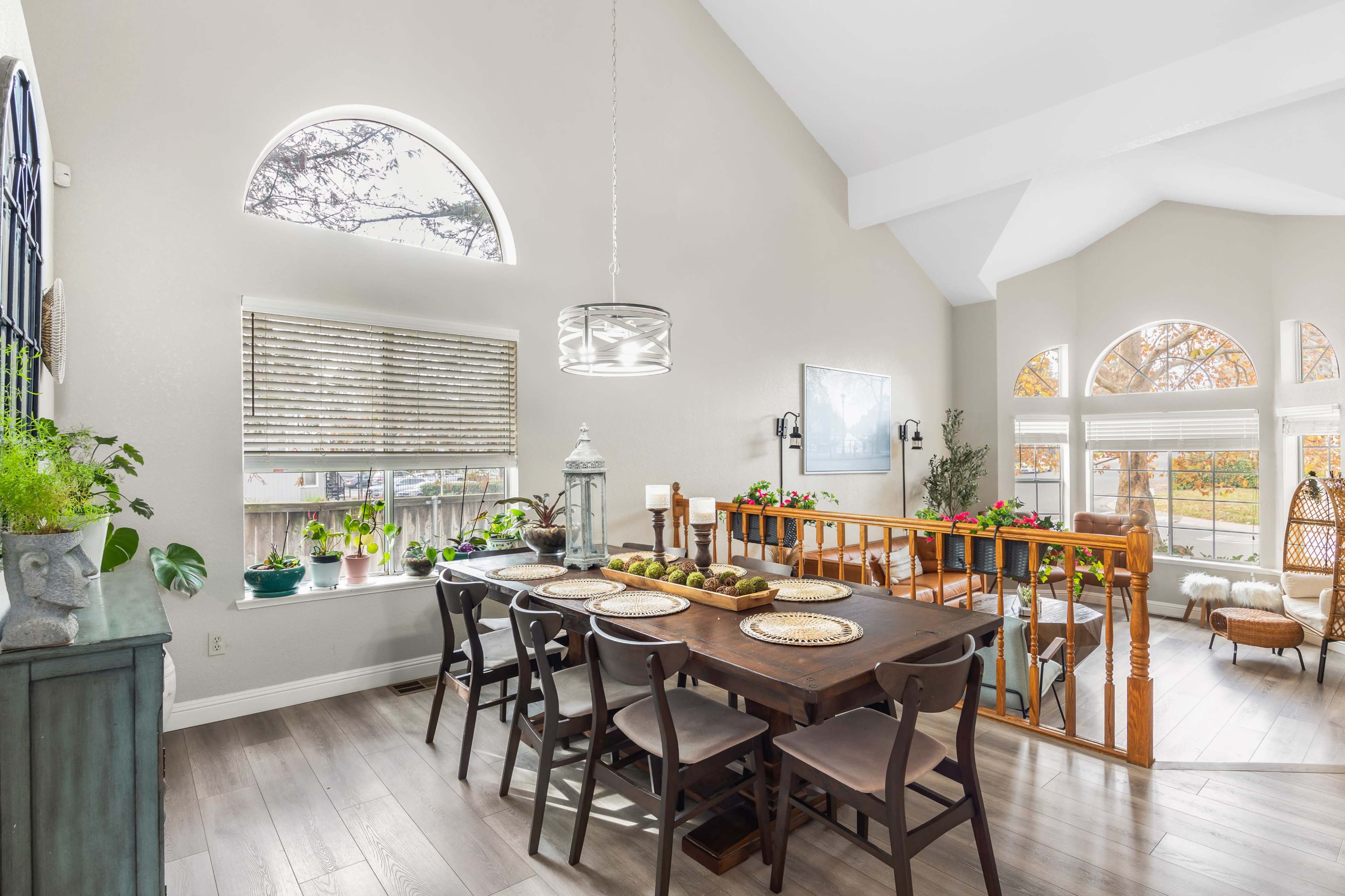 Spacious 3 bed 3 bath with pool and hot tub. Image in Antelope Highlands, Antelope, CA