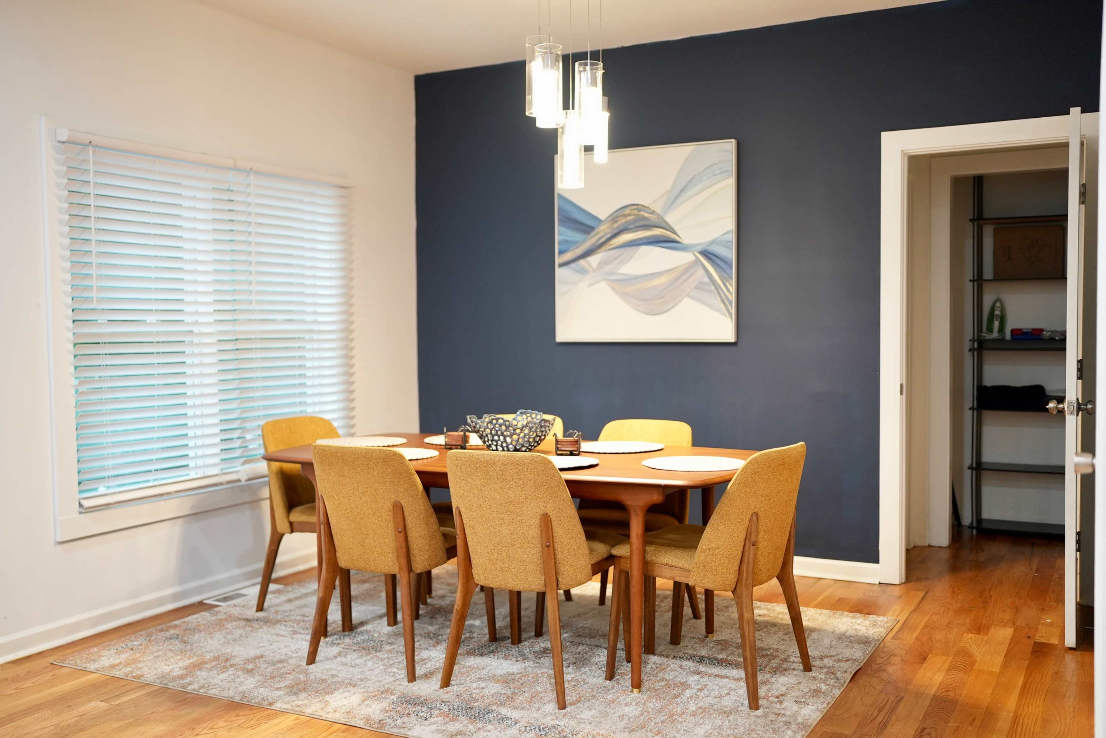 Spacious 5-Bedroom Home with Open Layout – Perfect for Events & Productions Image in Grove Park, Atlanta, GA