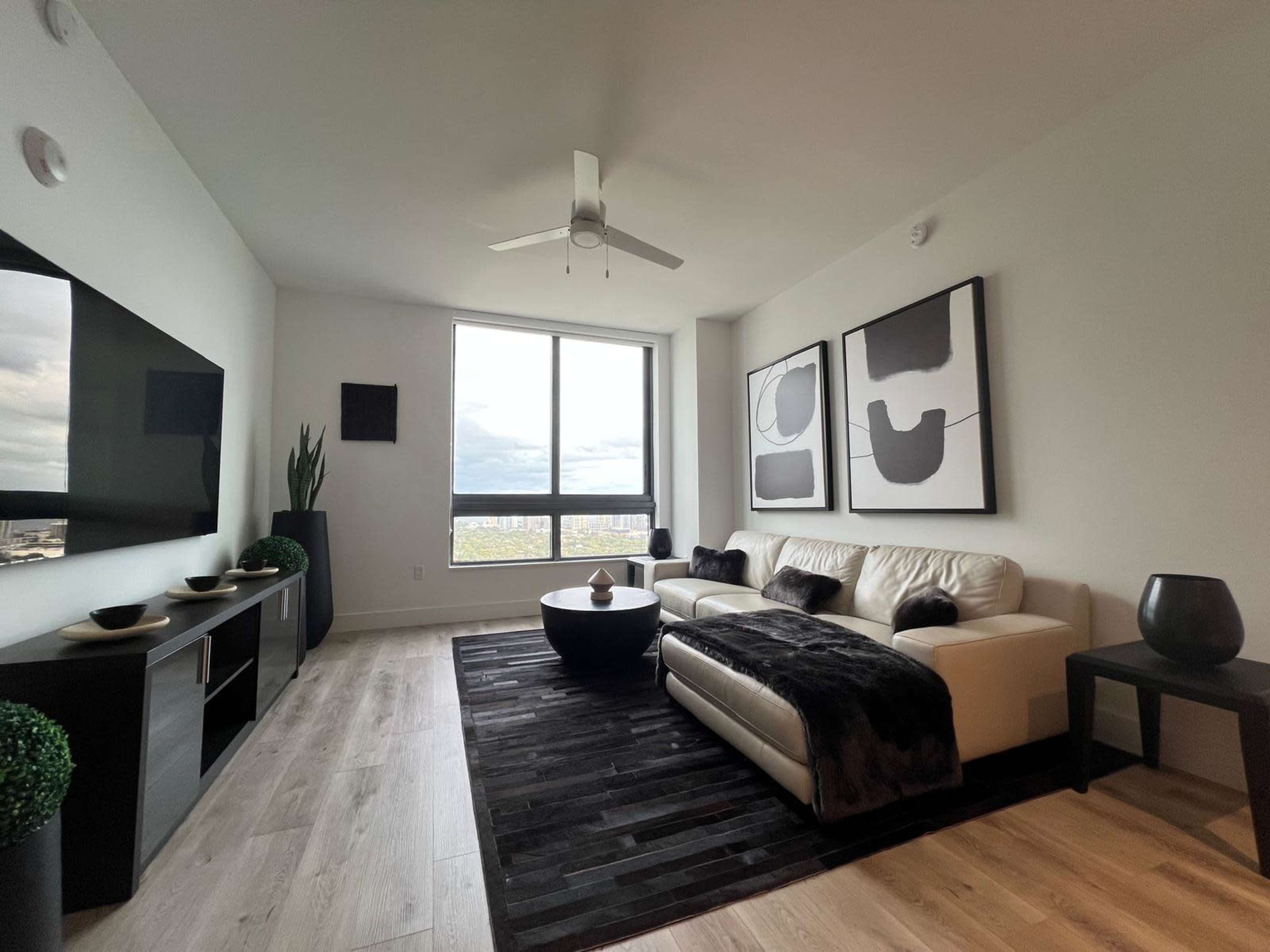 Minamalist Modern Apartment with Gorgeous Views (Sunrise & Sunset) Image in Coral Way, Miami, FL