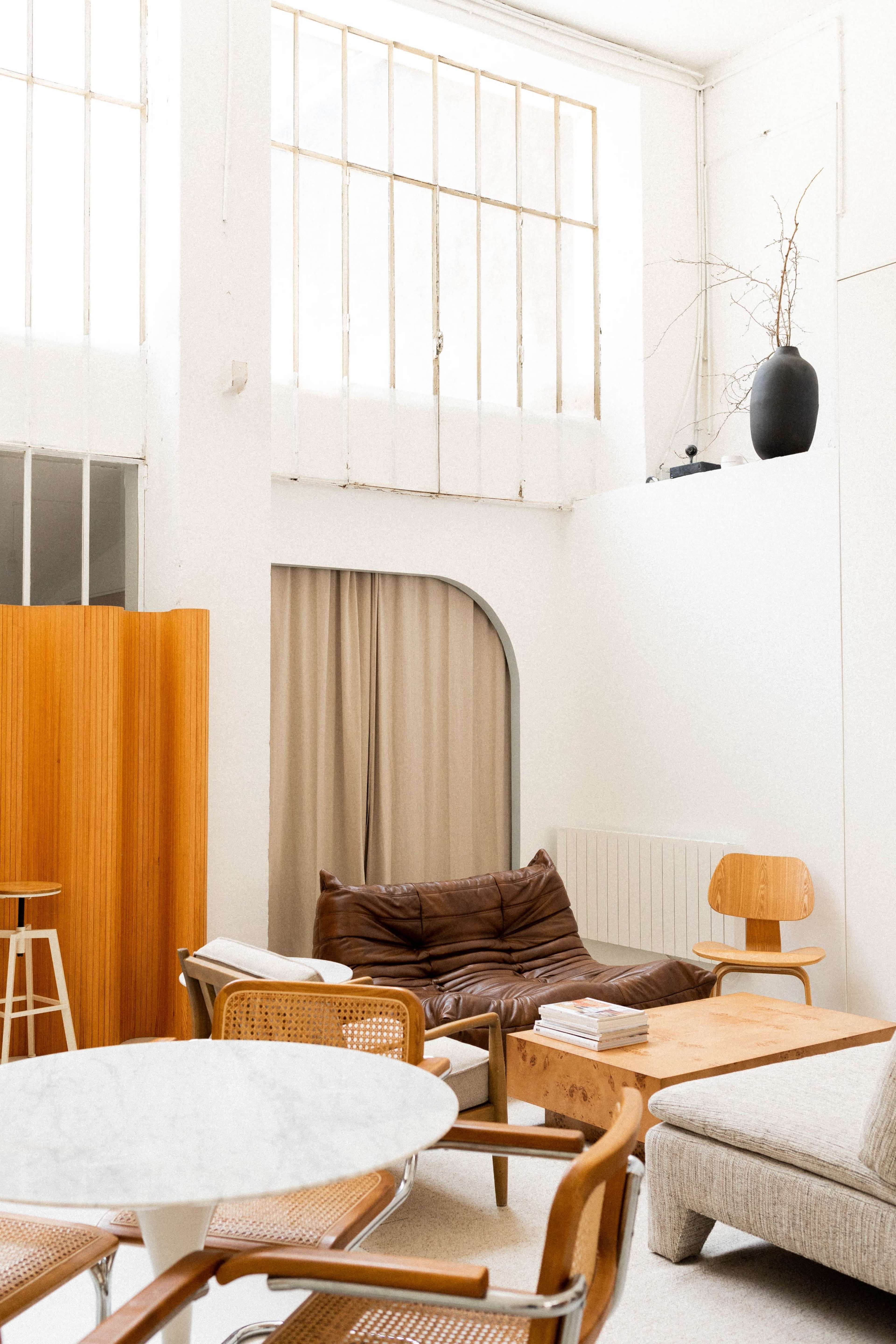 Studio Photo en Lumière Naturelle Image in Voltaire - St Amour, LYON