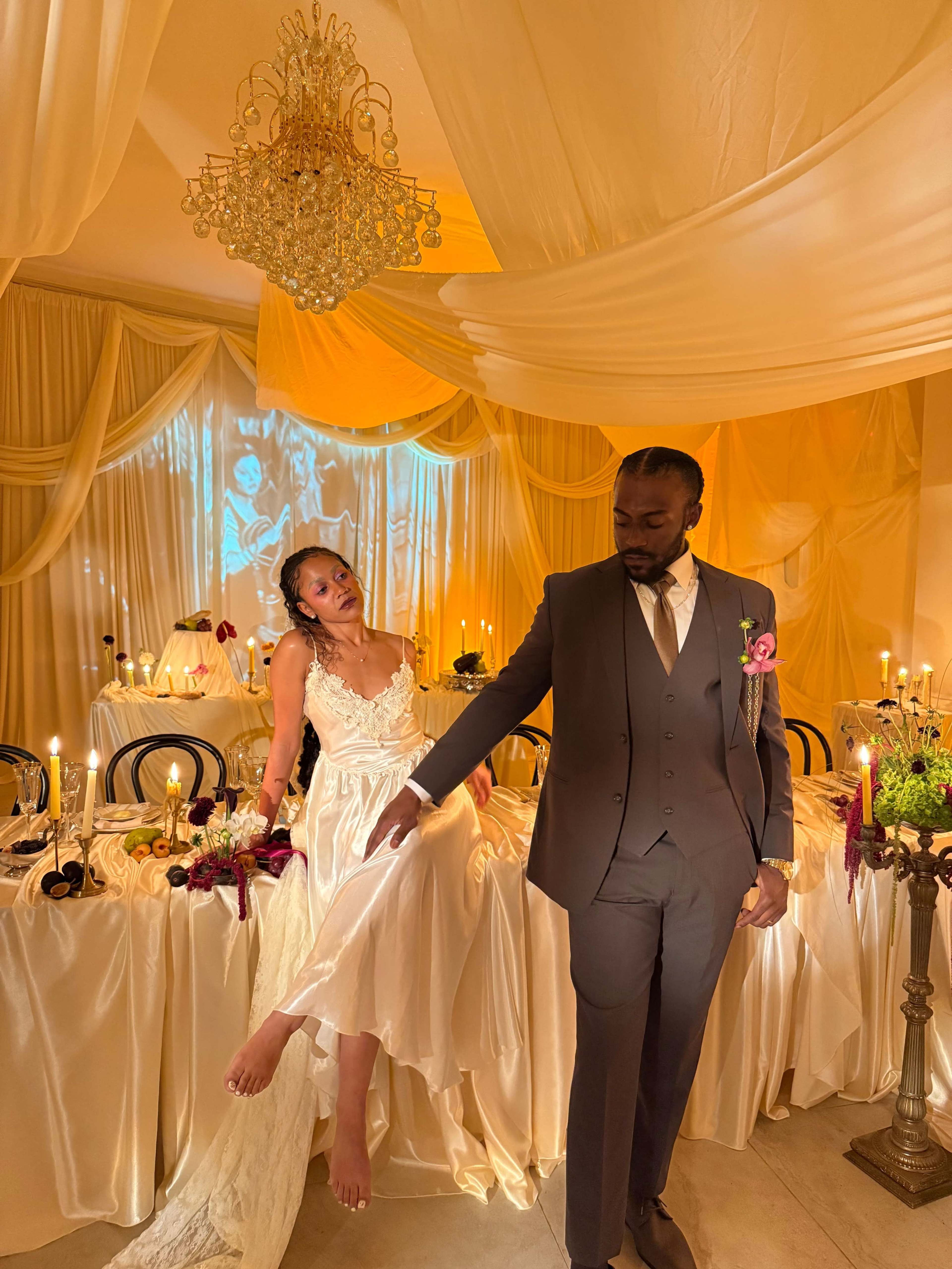 Tropical Meets Vintage — A Spacious, Multi-Look Venue for Creatives Image in Bakersfield, Bakersfield, CA