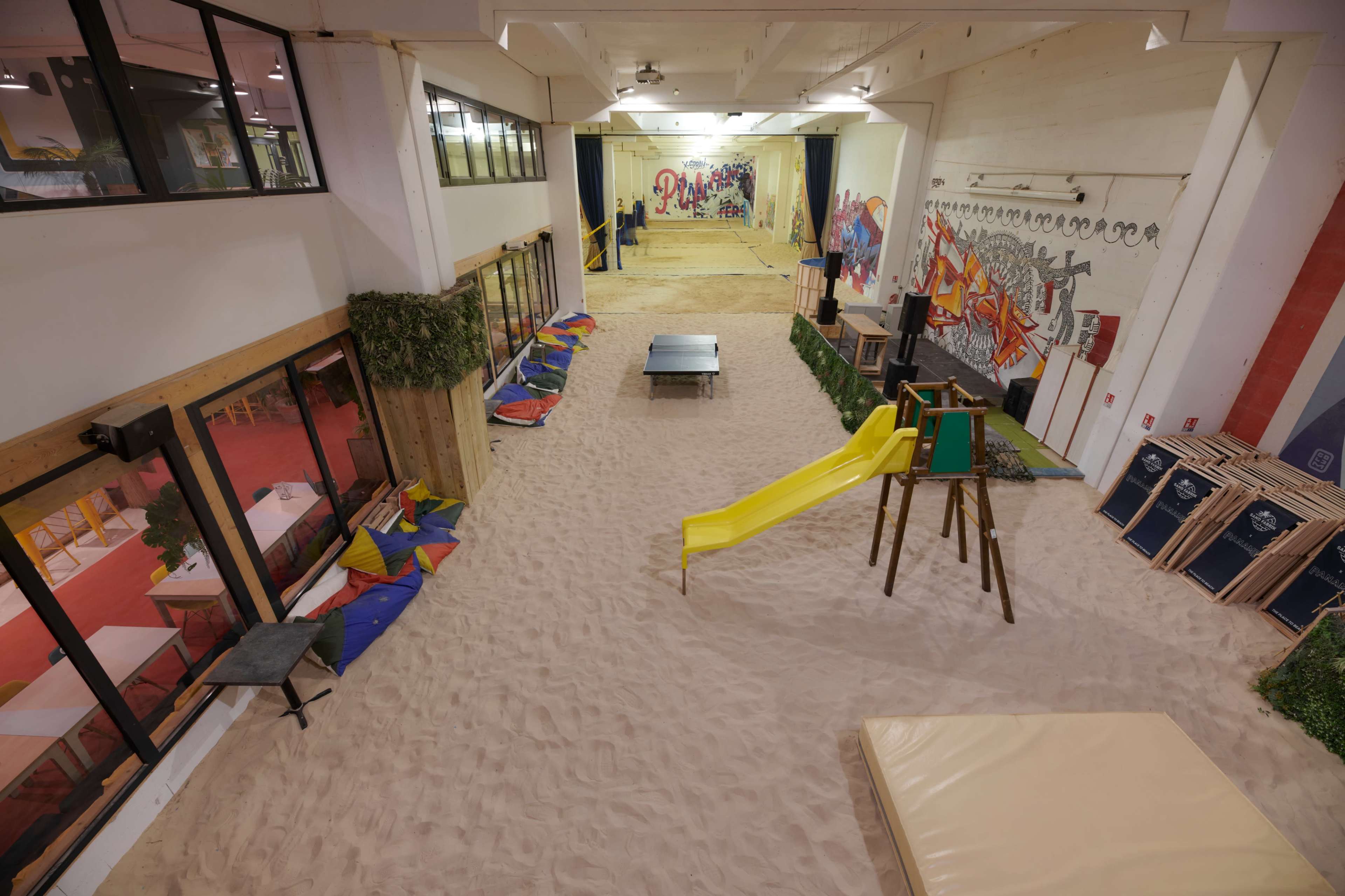 Lieu Unique pour vos Productions : Plage Couverte - Paris Image in , Pantin