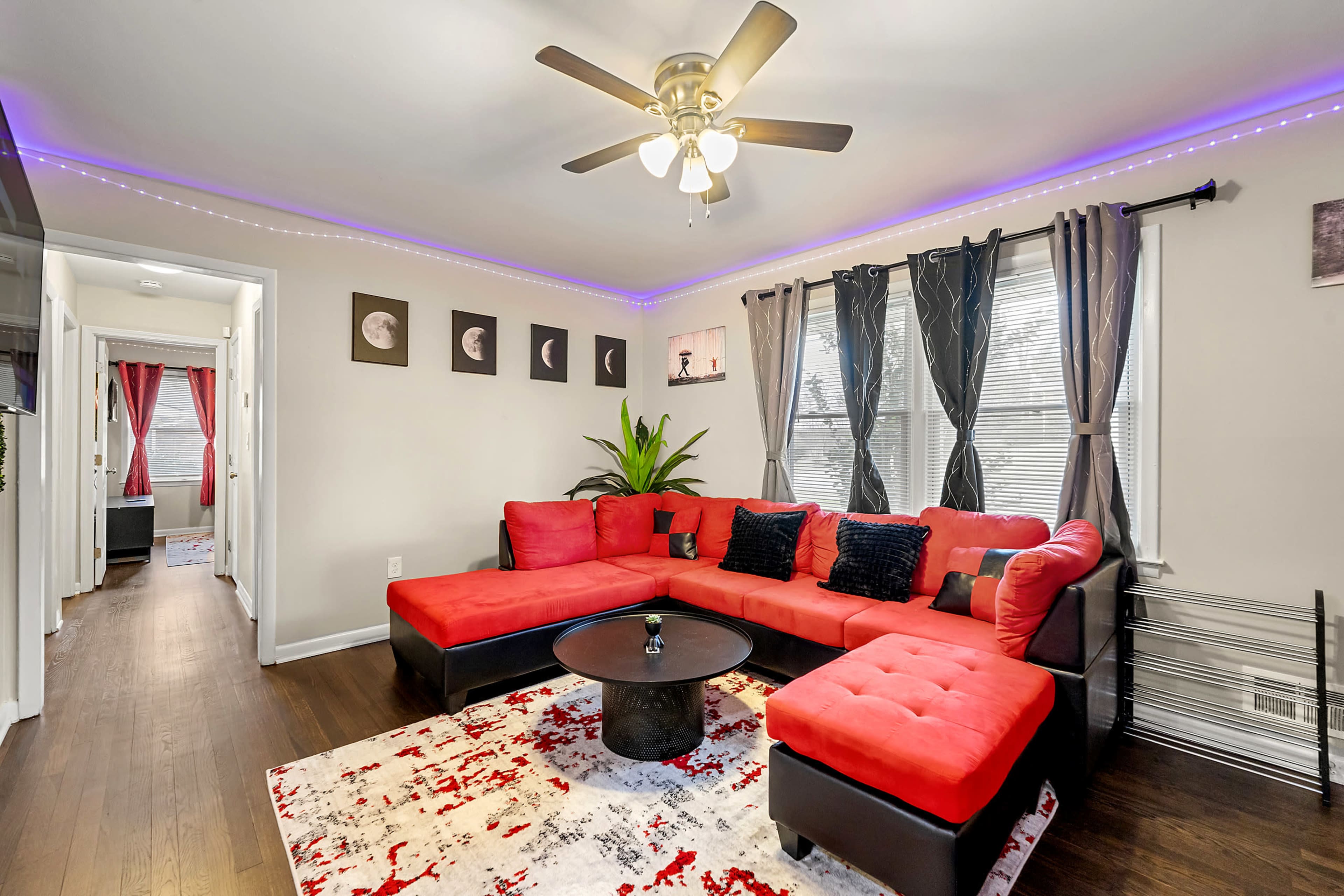 The Big Red House in ATL by Hartsfield-Jackson Airport Image in East Point, Atlanta, GA