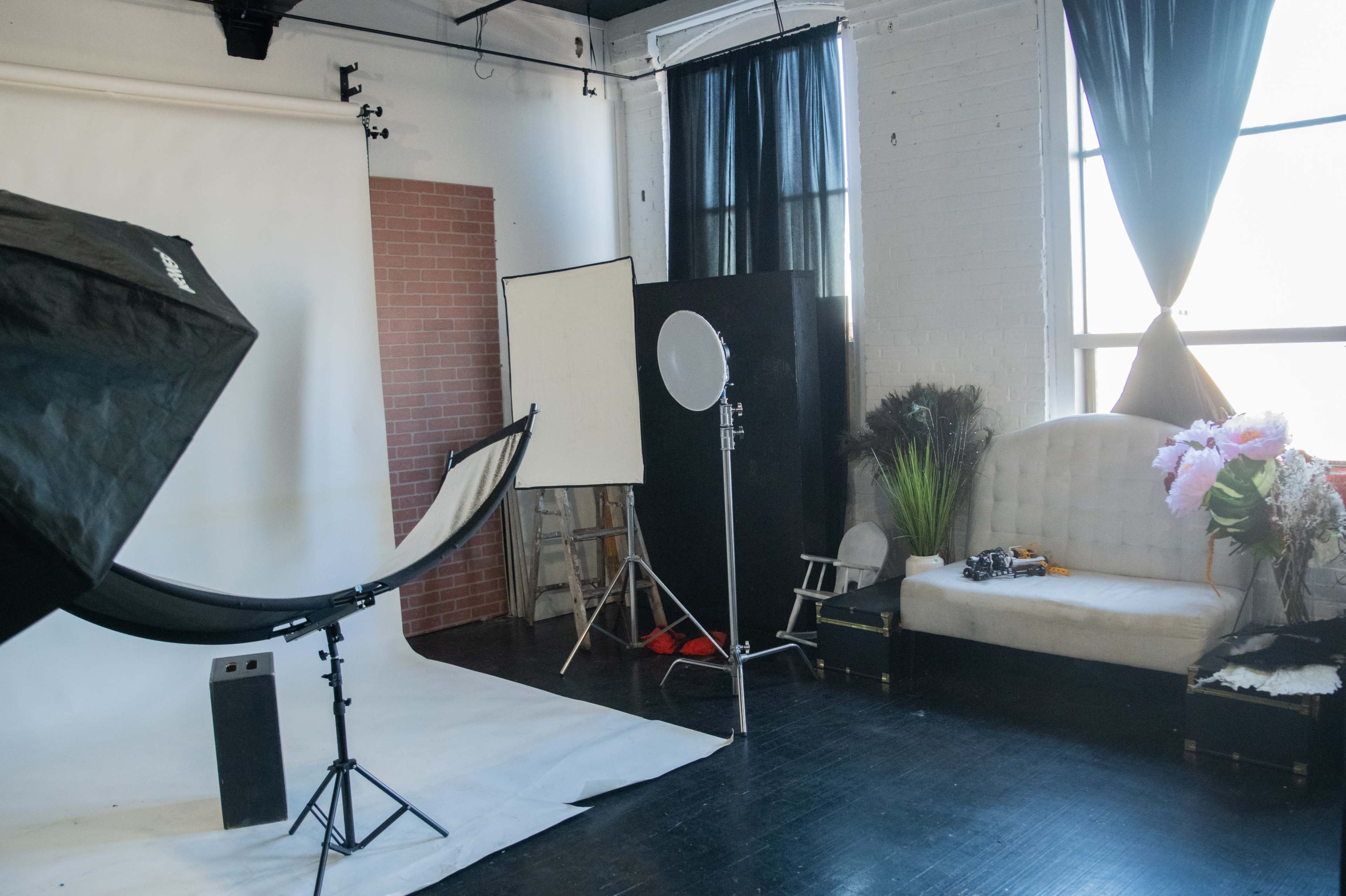 A Versatile Studio Space for Photography, Content, and Creative Projects Image in East End, Bridgeport, CT