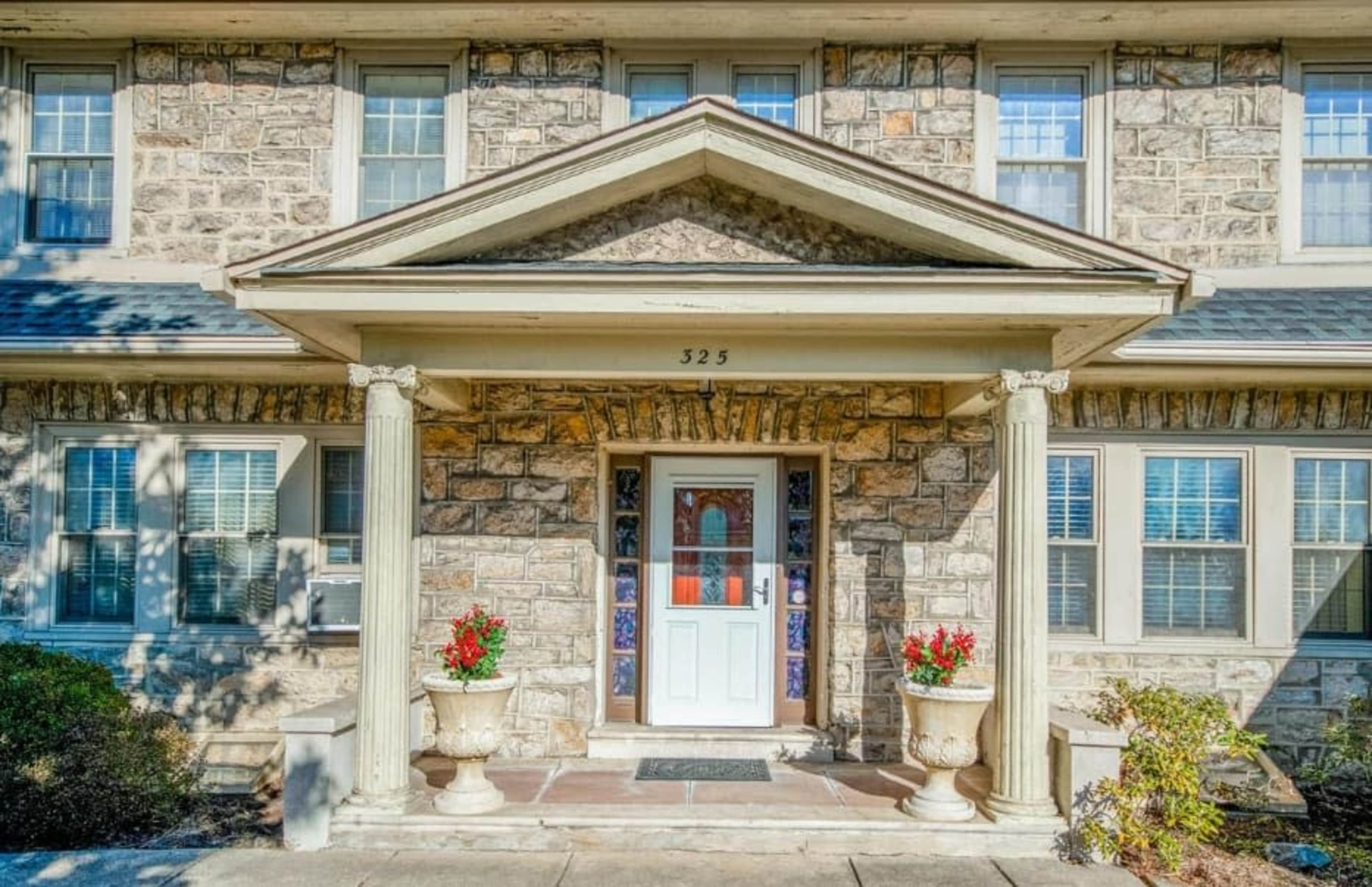 Outdoor Suburban Oasis Image in Upper Darby Township, Lansdowne, PA
