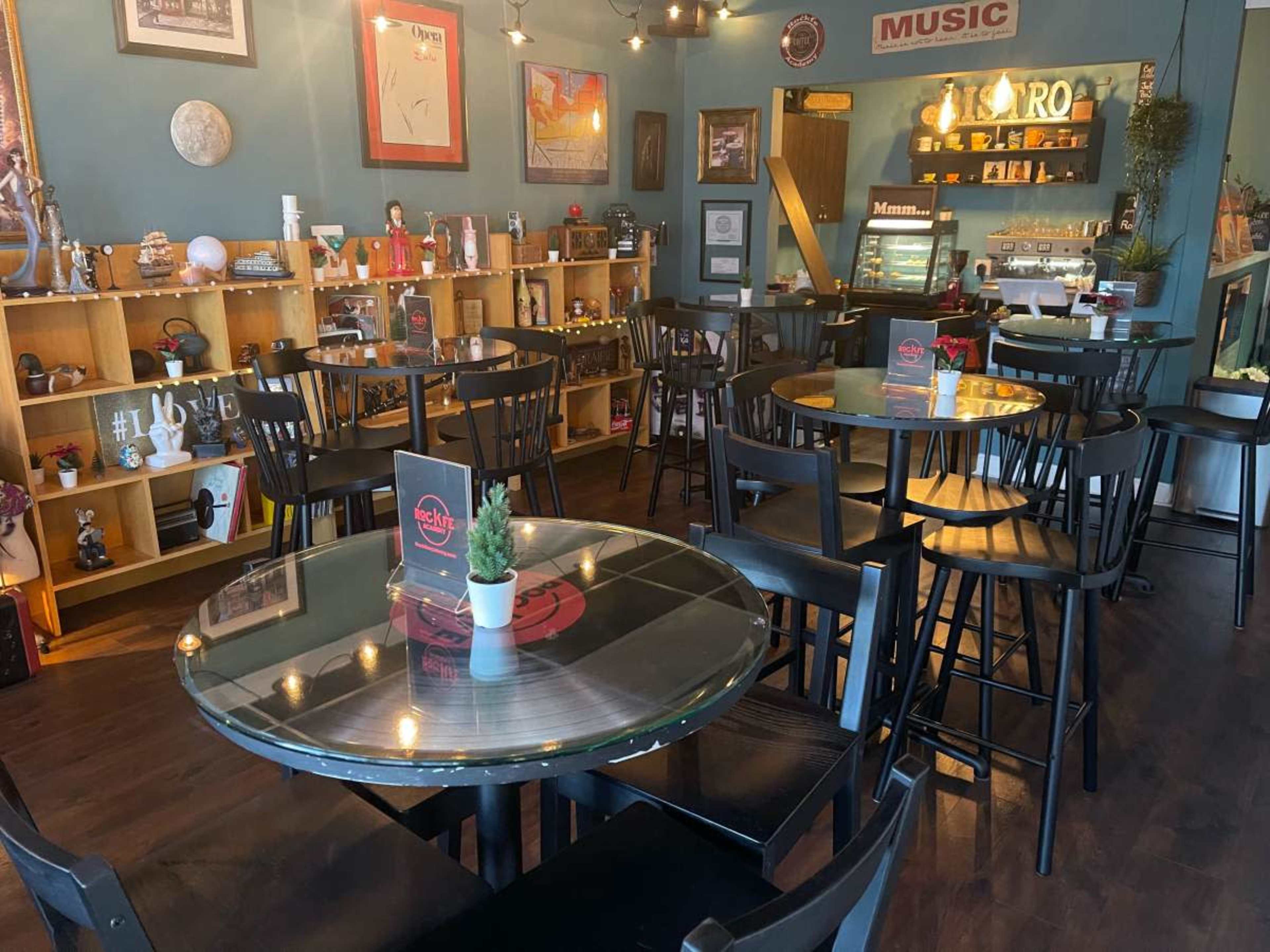 Vintage Coffee Bar and Music Academy Image in , Doral, FL