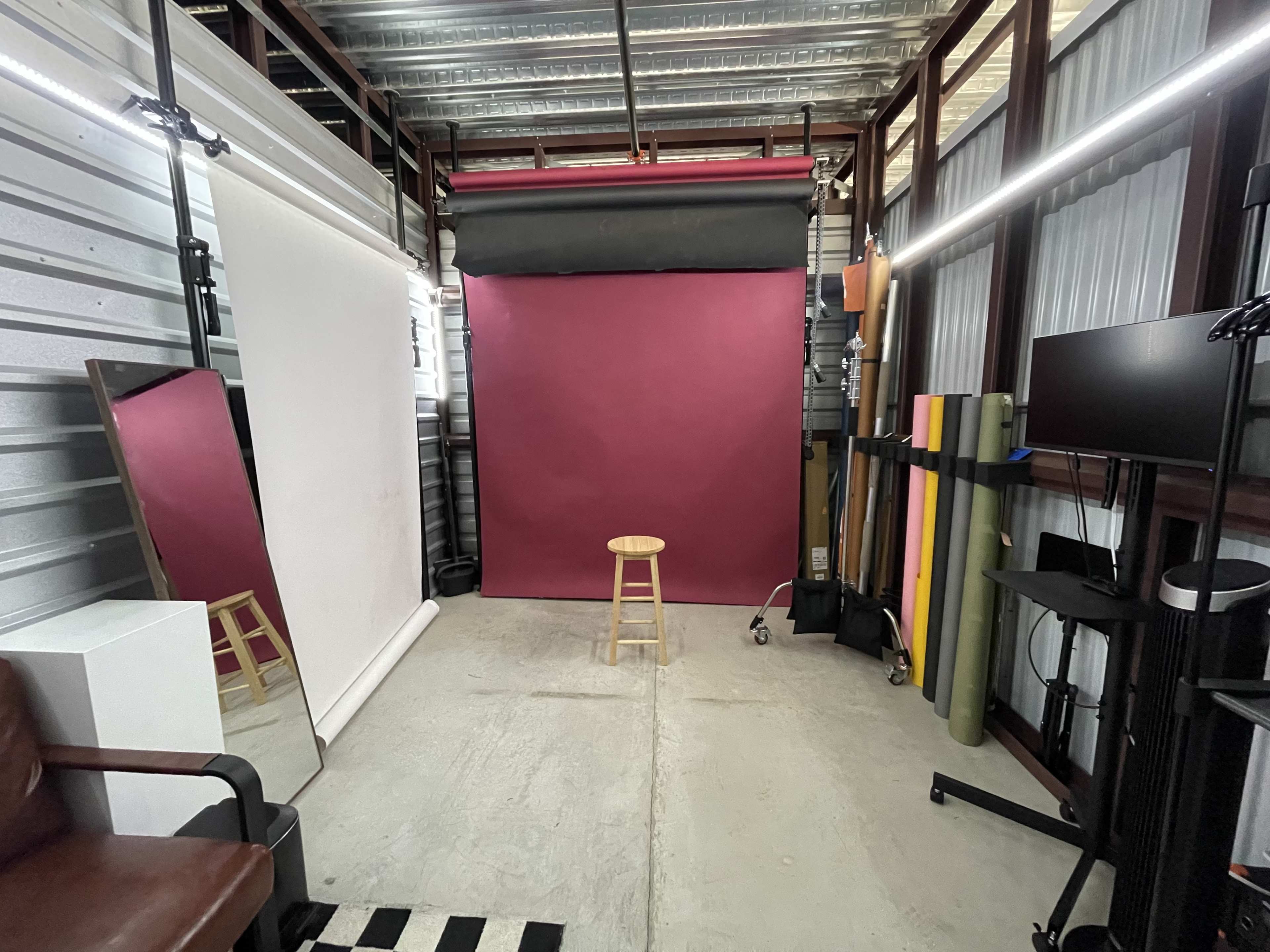 Photography & Content Studio Space - Indoor Storage Unit Image in Fairburn, Fairburn, GA