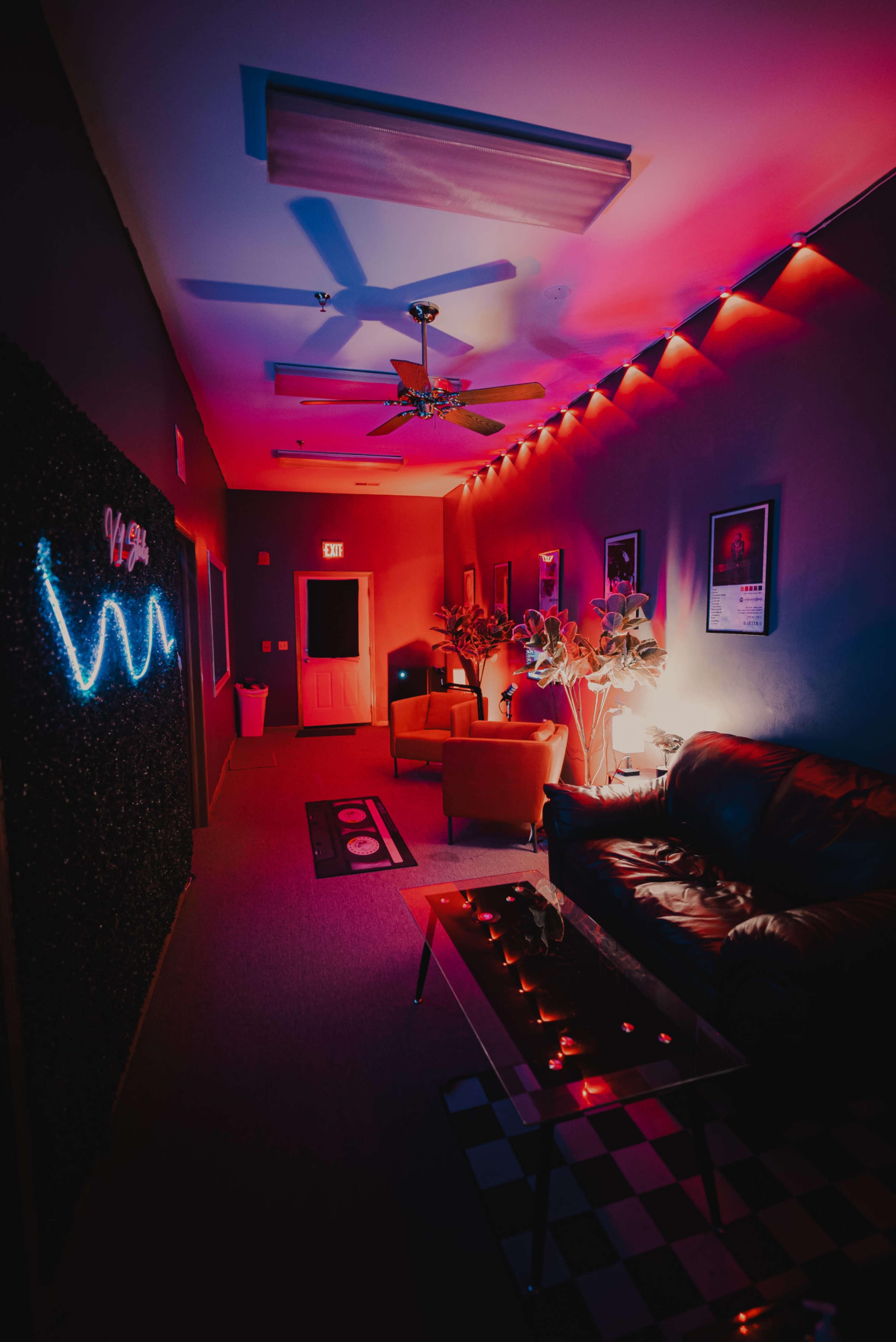 Quiet Suburban Production Studio Image in Winfield Township, Warrenville, IL