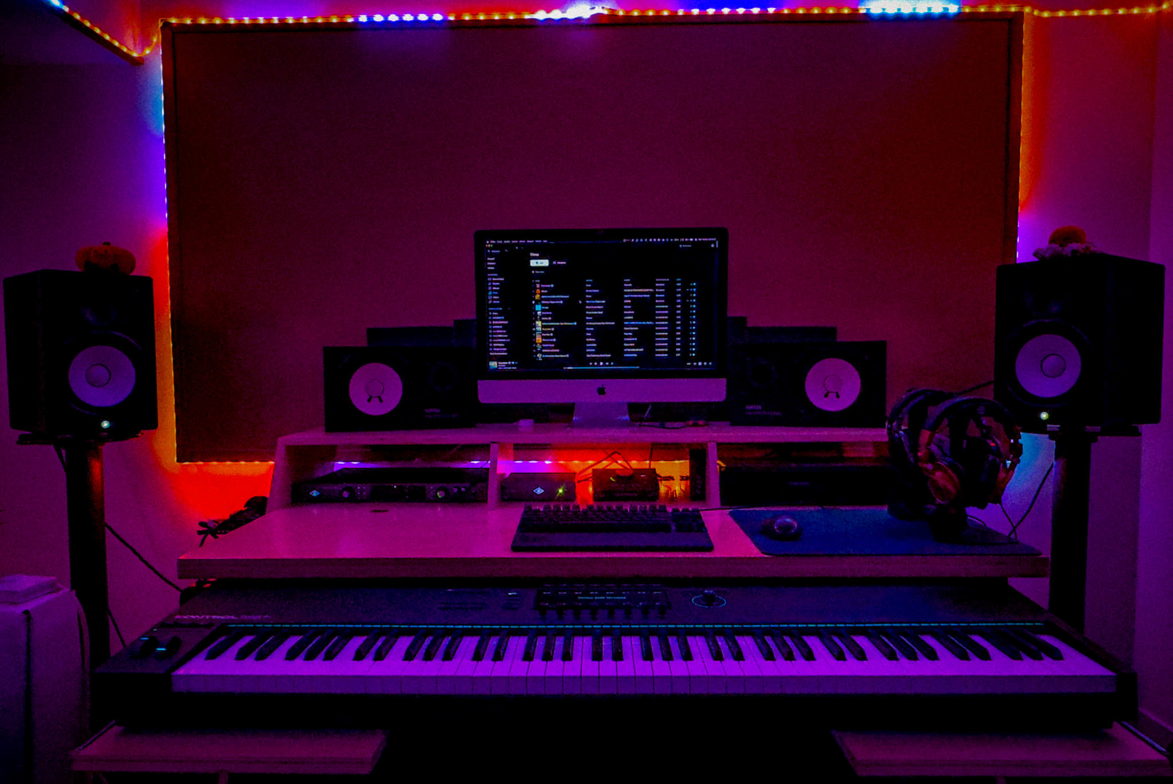 Studio d'Enregistrement Musical Professionnel adapté à votre Budget ! Image in , Saint-Cloud