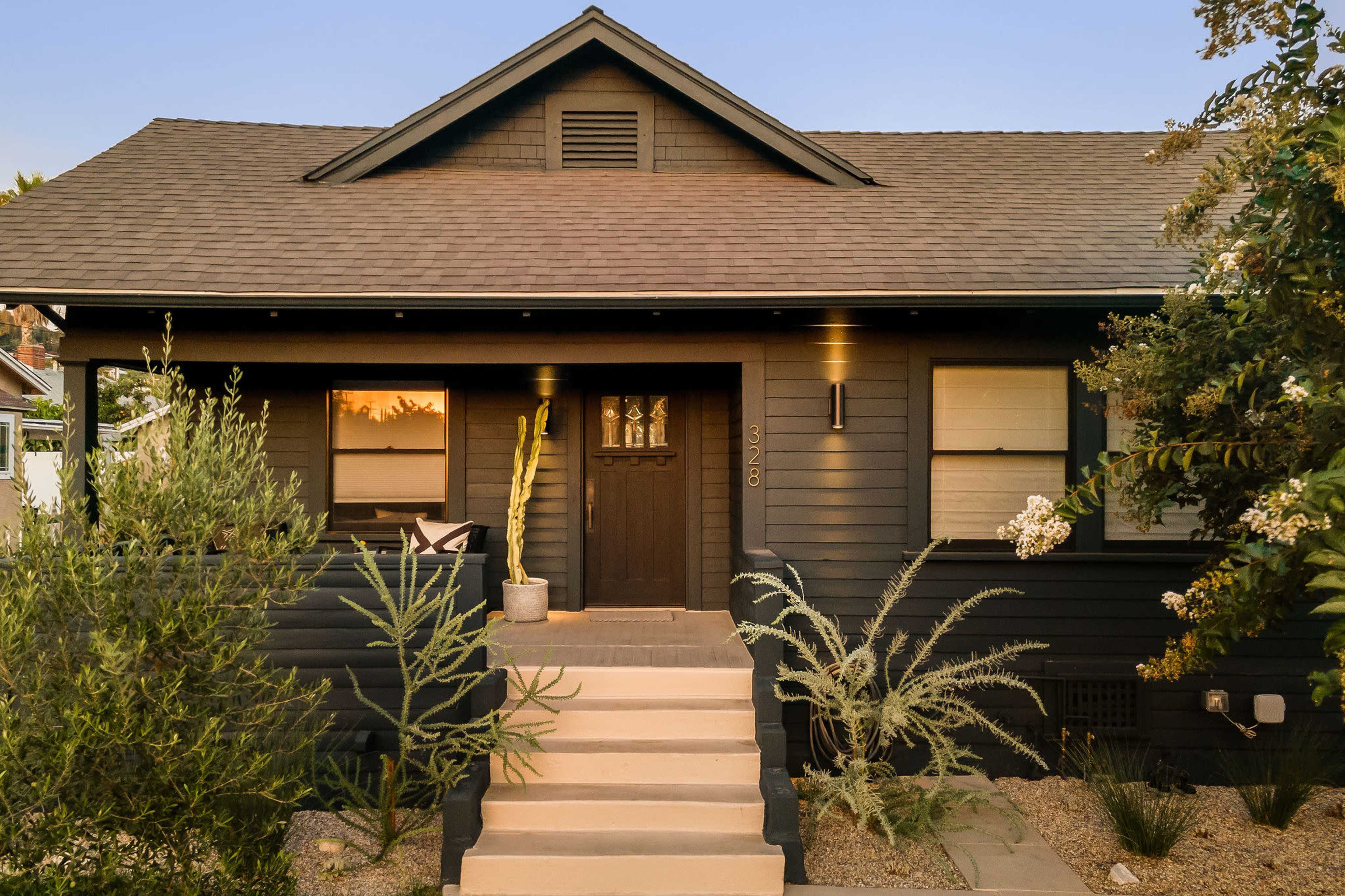 Bungalow Eclettico Image in Northeast Los Angeles, Los Angeles, CA