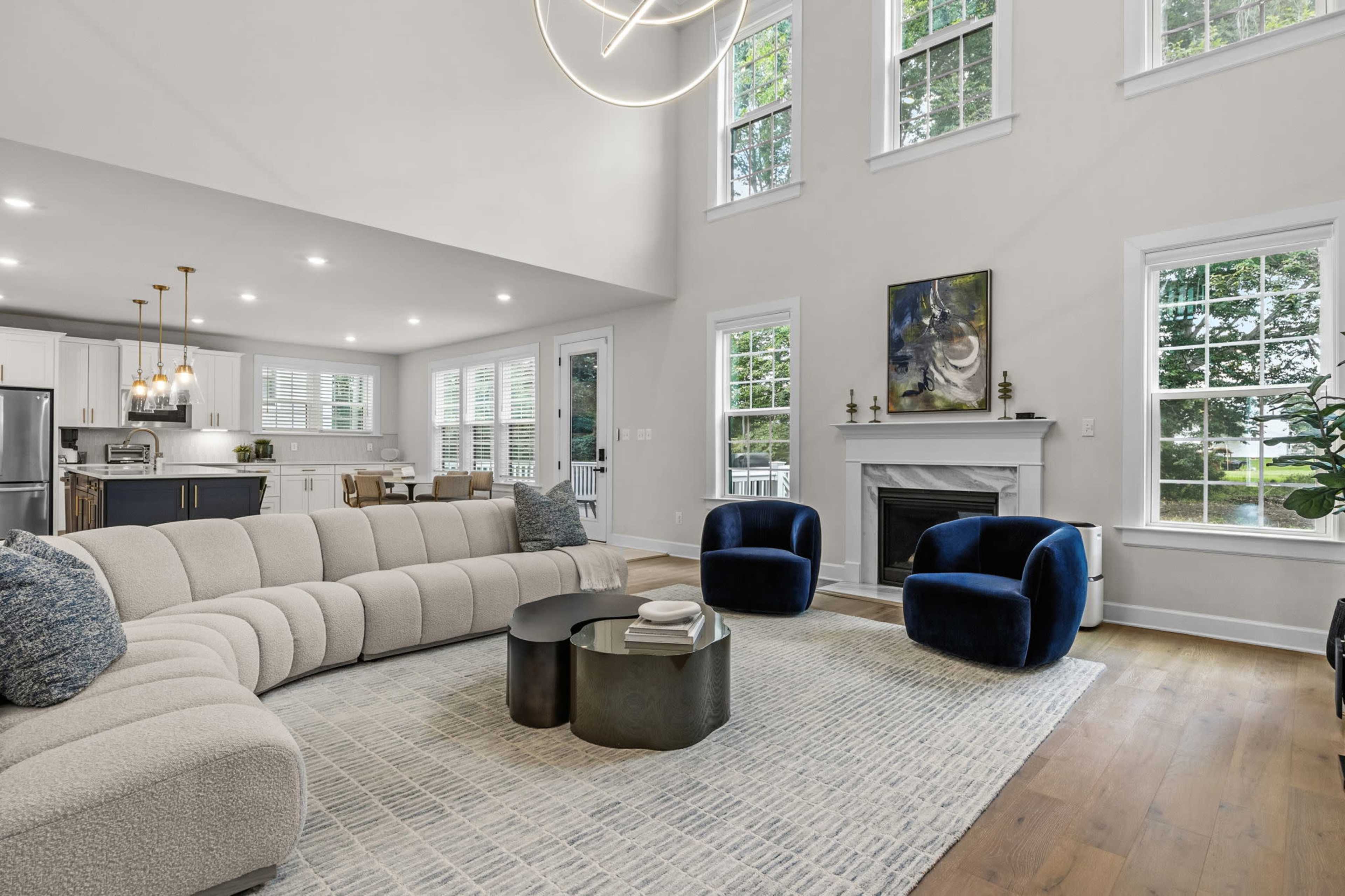 Modern and Fresh Suburban Home Image in Newtown Township, Newtown, PA