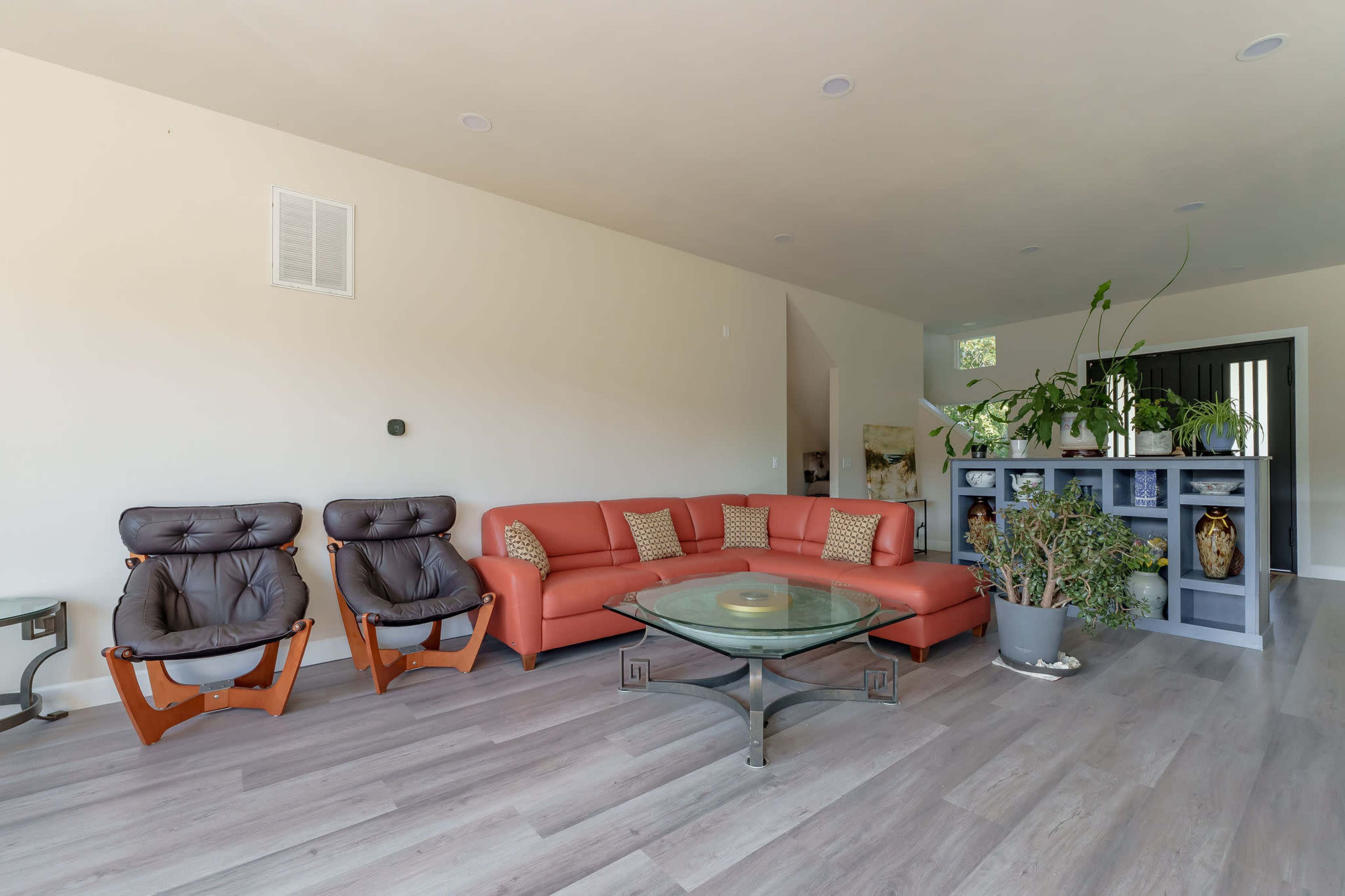 Spacious River front Beauty - New Build! Image in Oak Grove, Milwaukie, OR