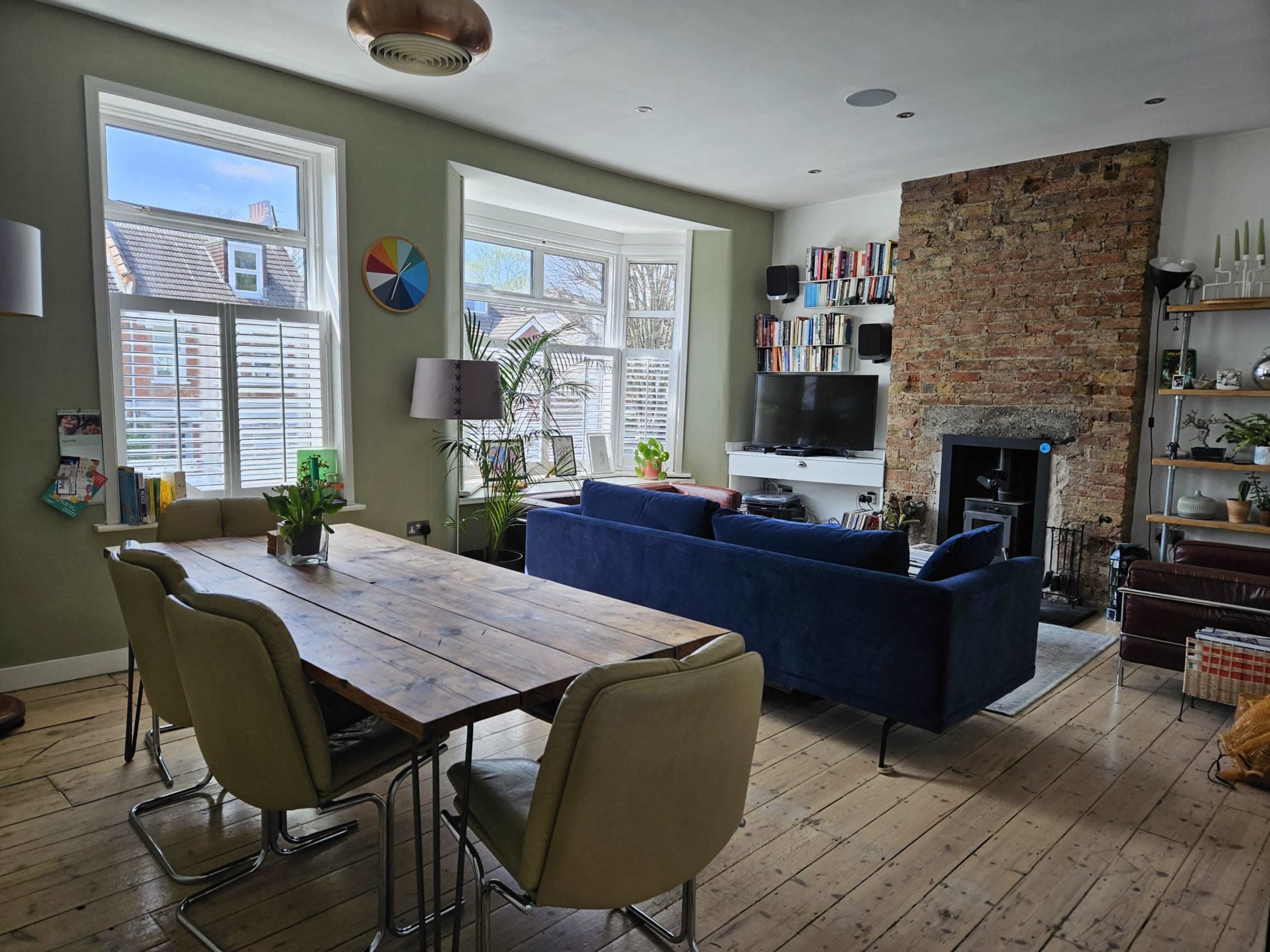 Homely ,3 reception room and 3 bed apartment Image in London, London, ENG