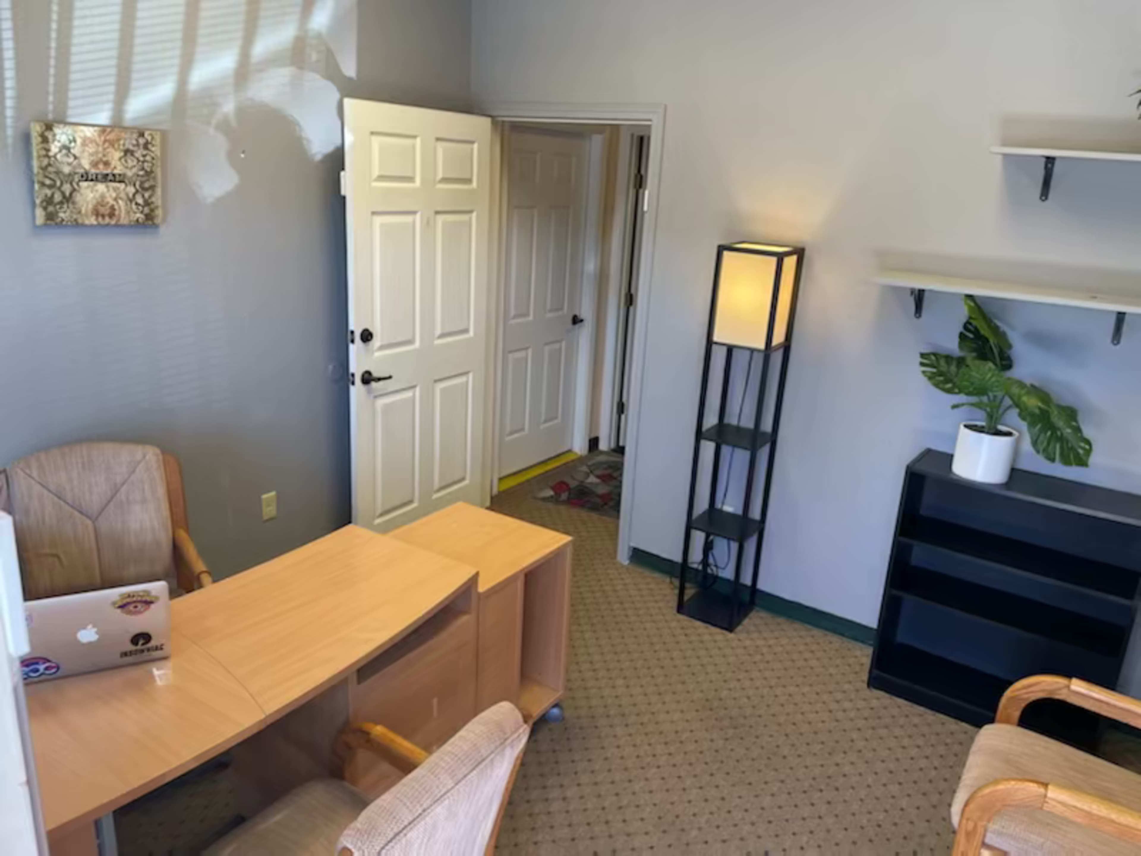Cheerful Nob Hill rental work spaces /hour or /day with shared amenities Image in Highland Business, Albuquerque, NM