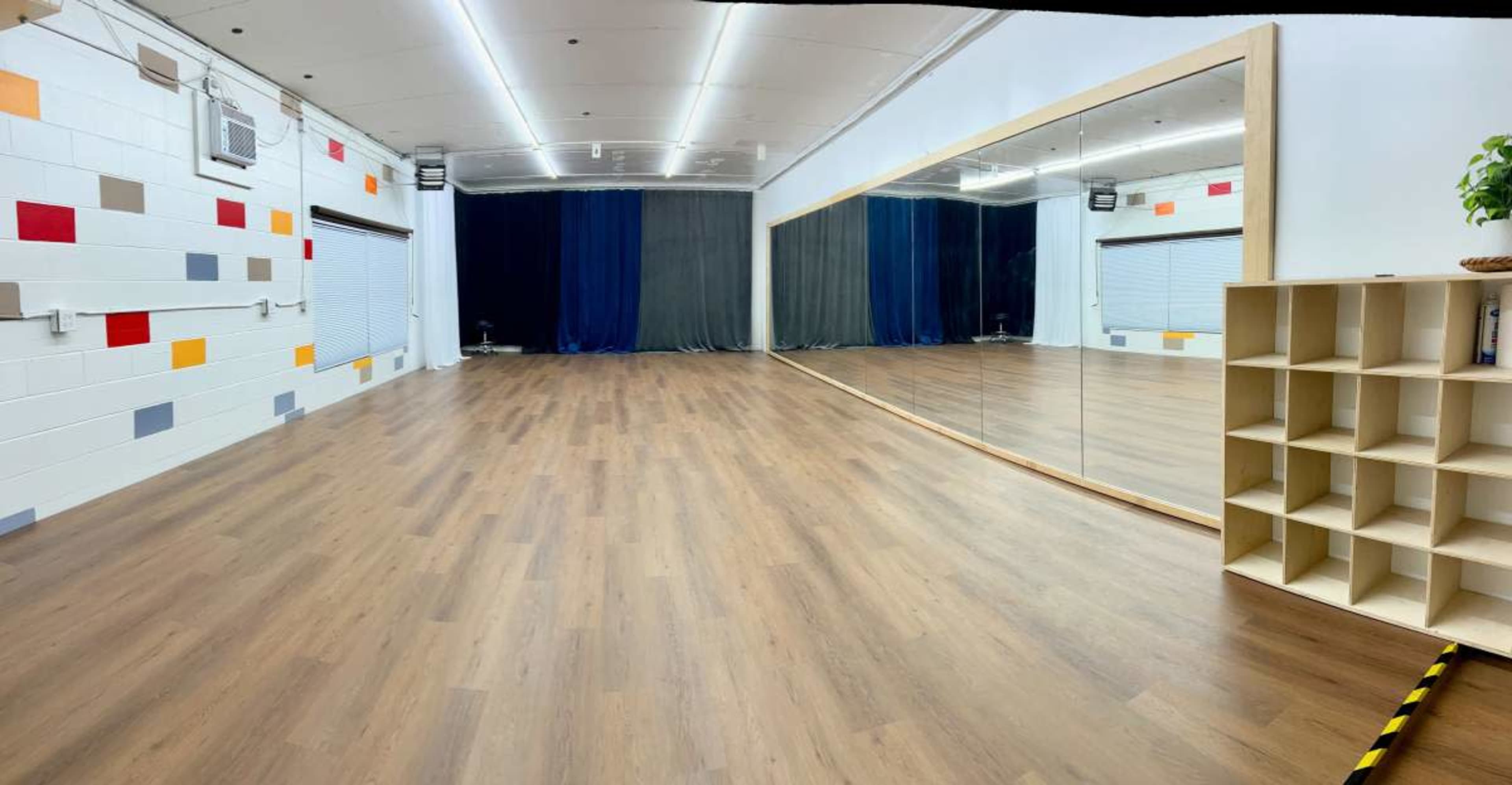 Bright Dance Studio with Sprung Floor & Mirrors | Kenmore Image in Kenmore, Kenmore, WA