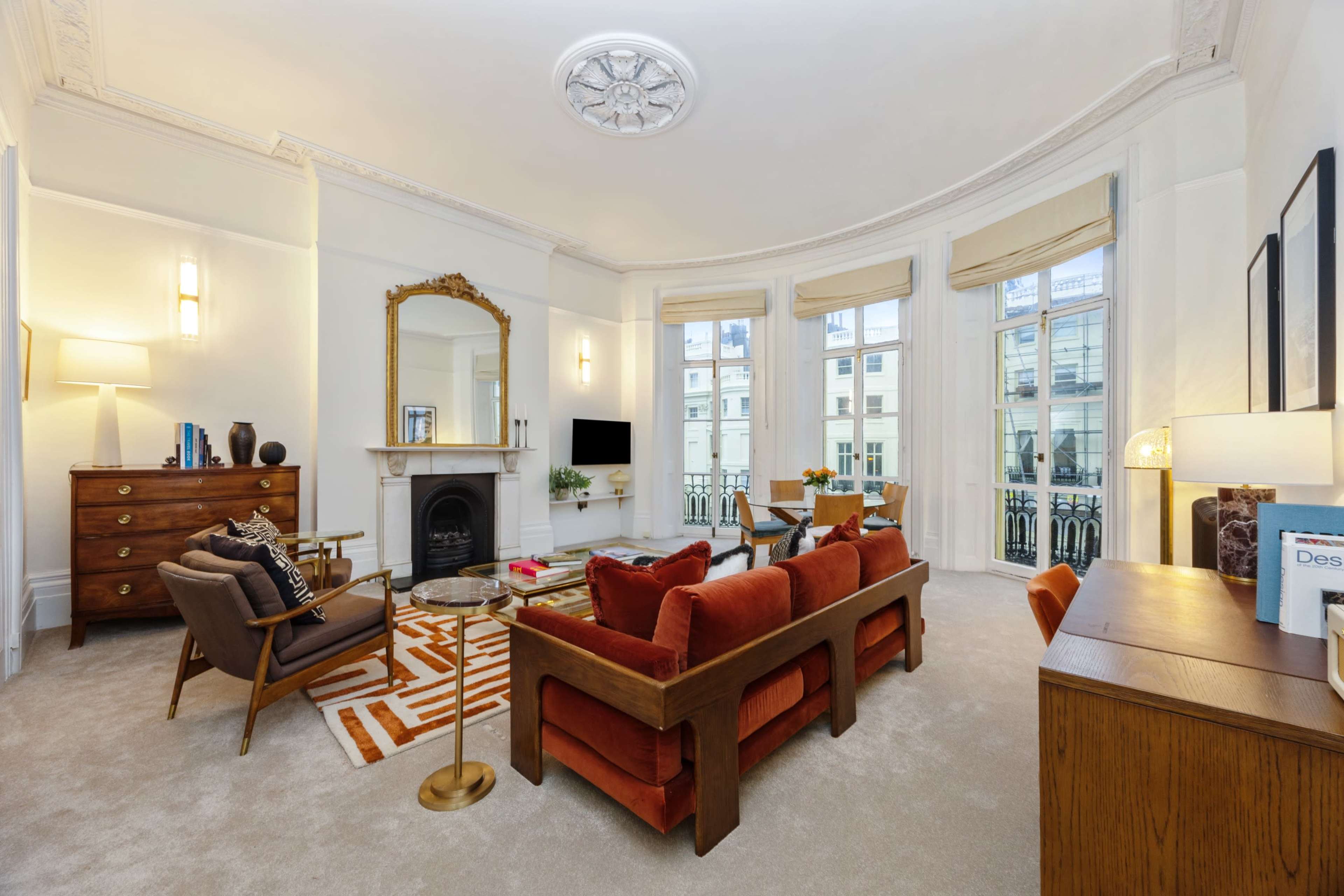 Sea View Historic One Bed Brighton Apartment Image in Hove, Hove, ENG