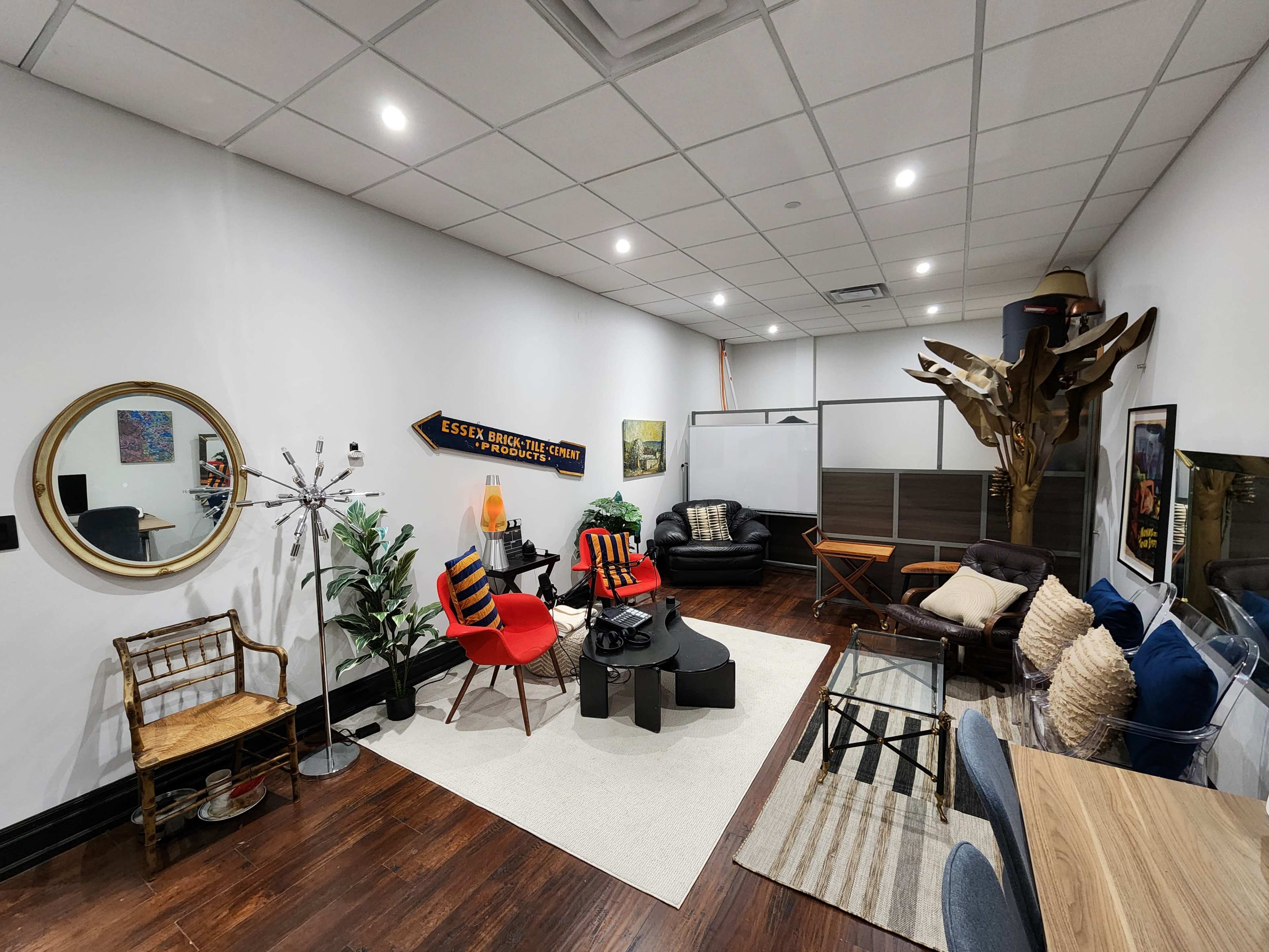 Professional Content & Podcast Studio Lounge in Mississauga Image in Dixie, Mississauga, ON