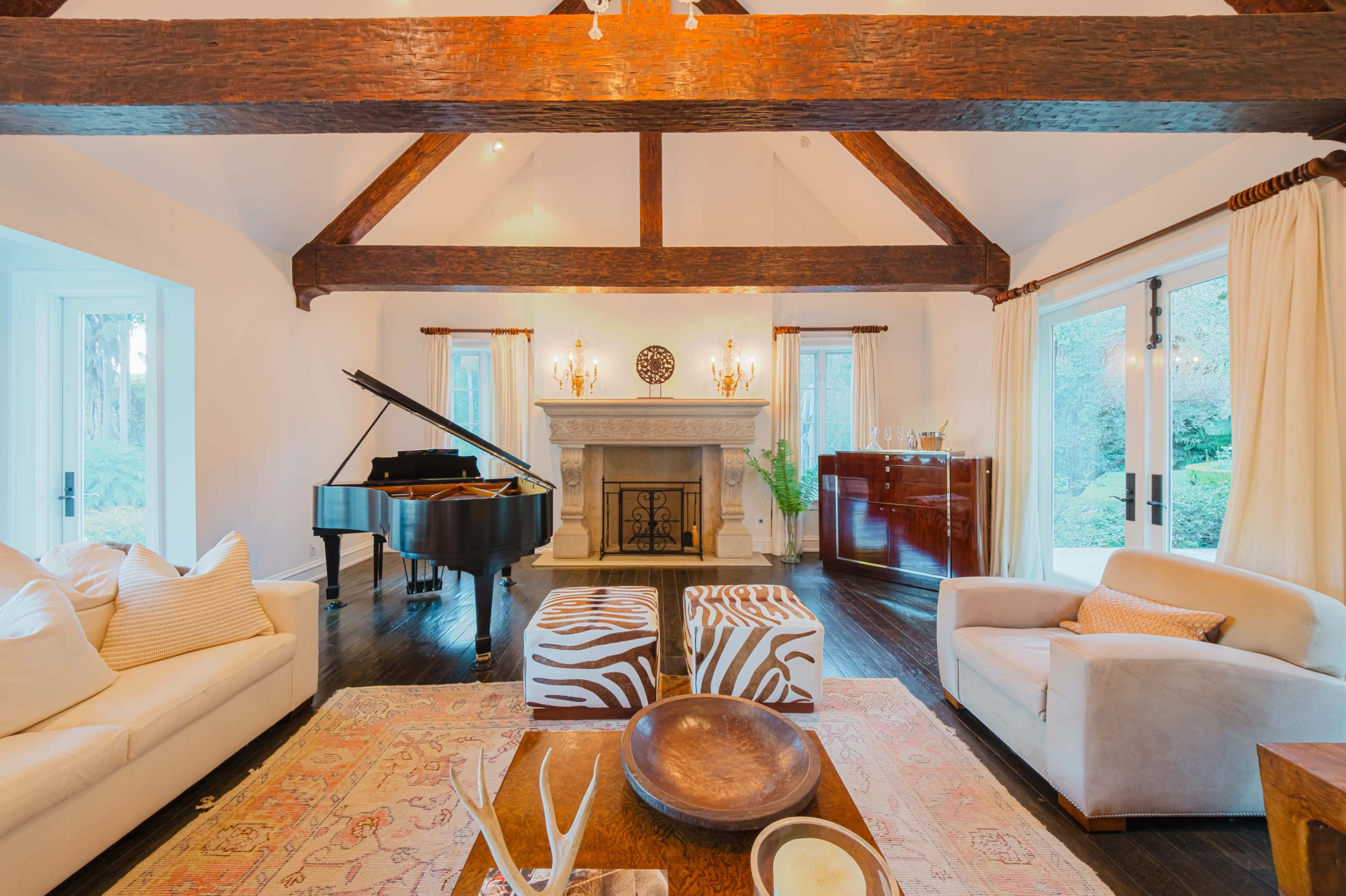 TENNIS COURT DREAMS: HOLLYWOOD HILLS ESTATE Image in Beverly Crest, Beverly Hills, CA