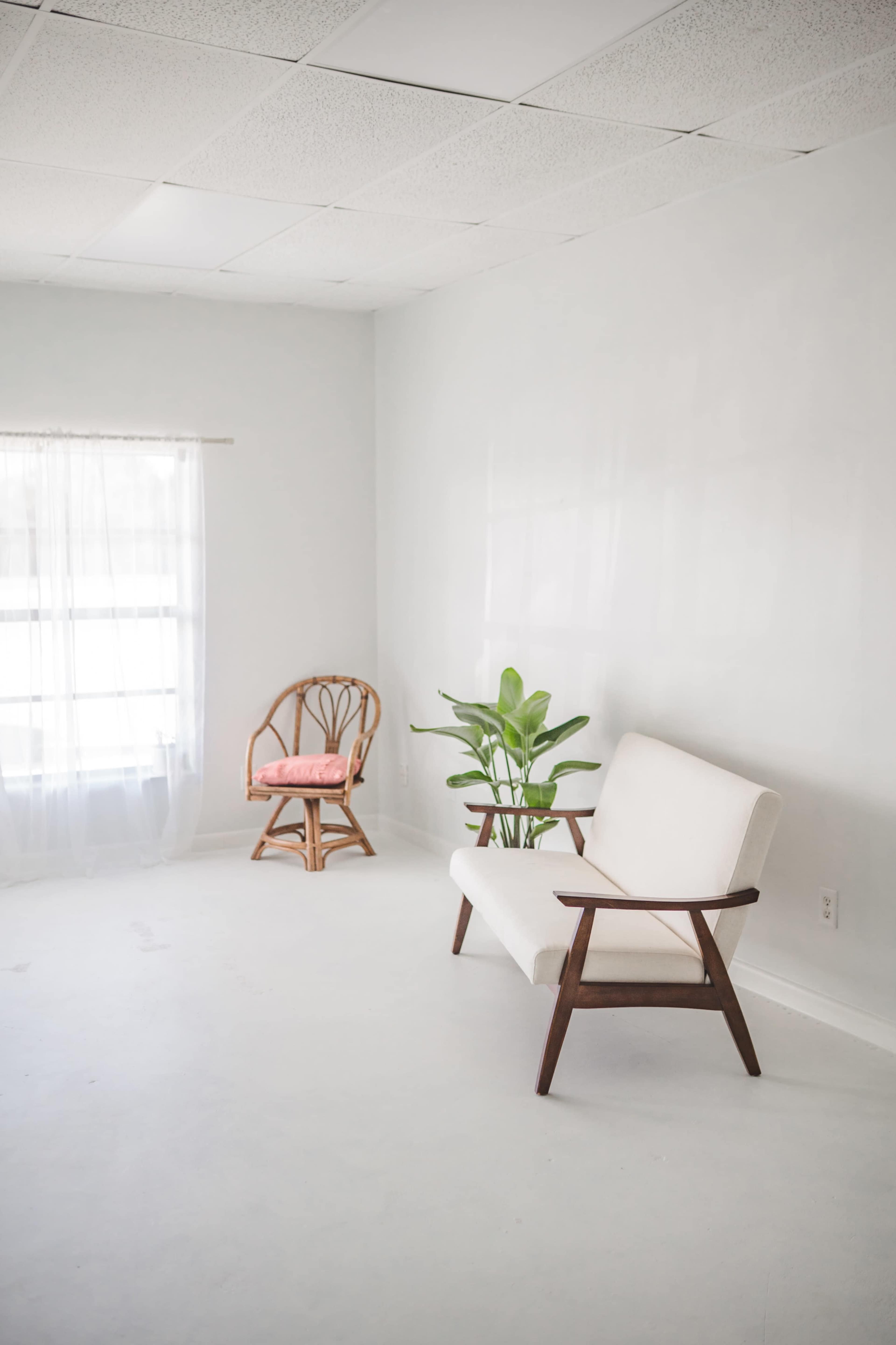 Centrally located in the heart of Sebastian, this studio/meeting space is ideal for photographers, creatives, yoga or structured group classes, and meetings of the mind. Image in Sebastian, Sebastian, FL