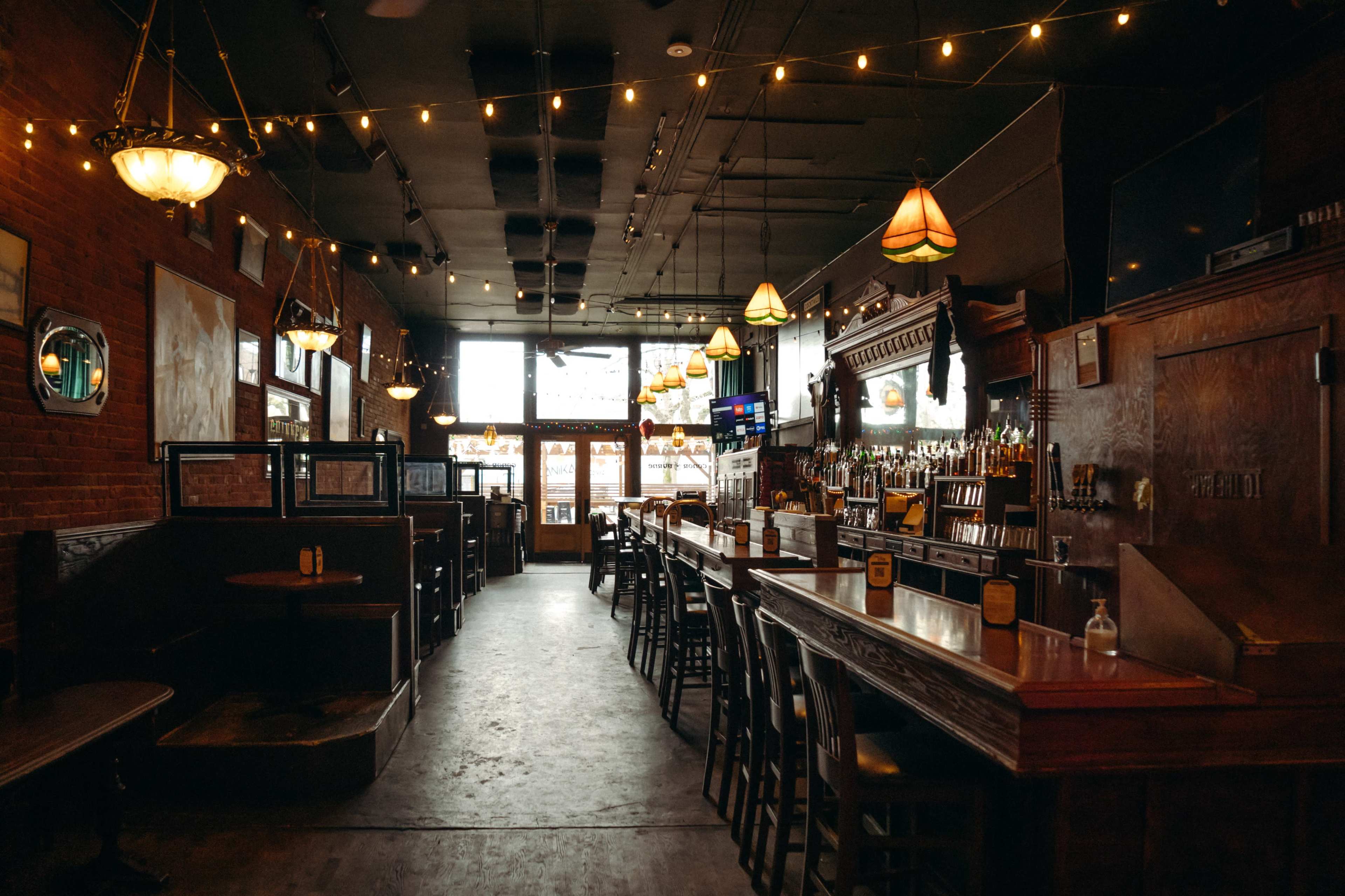 Cozy, casual meeting space and historic venue Image in Adams, Seattle, WA