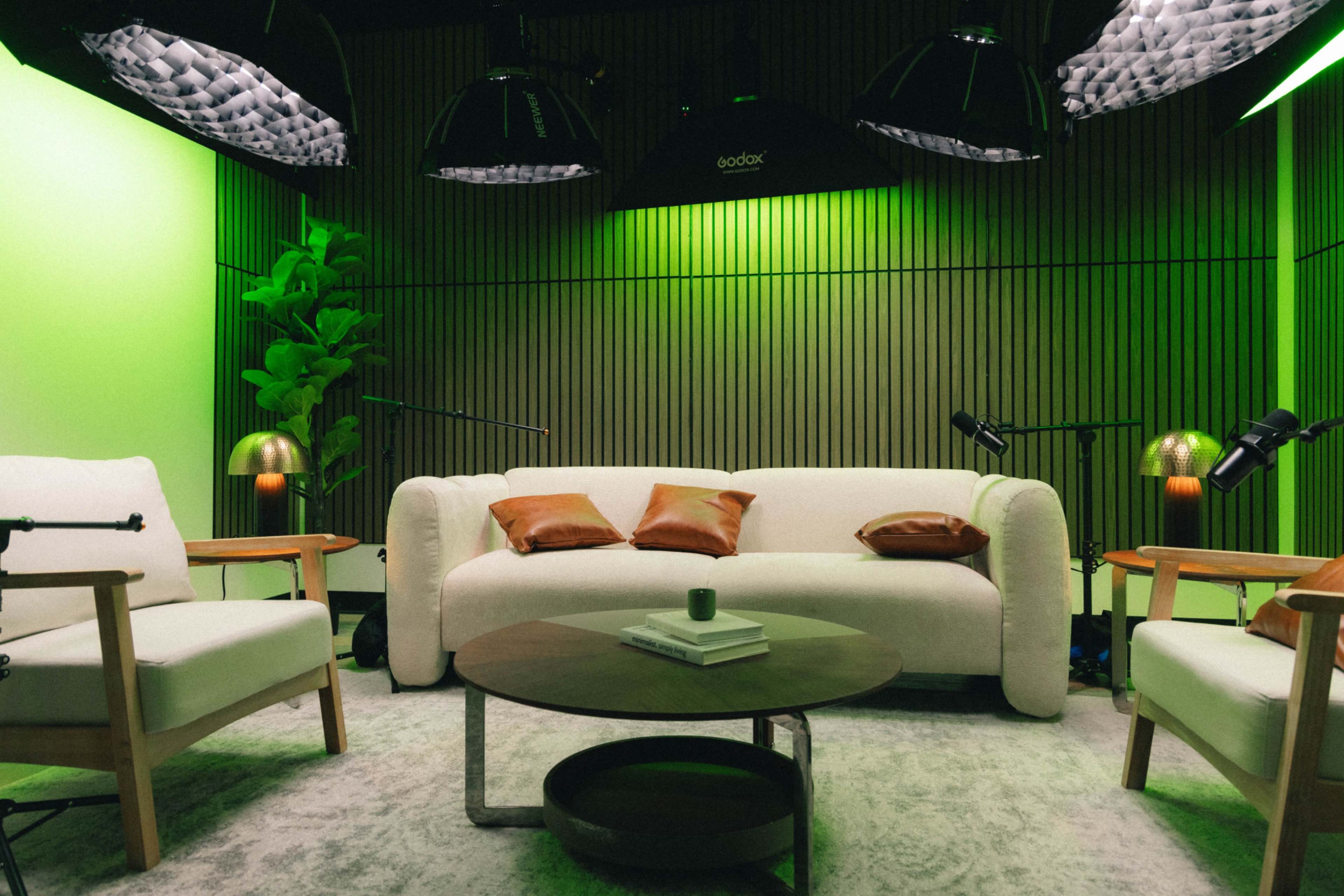 Lounge Space Image in Boyle Heights, Los angeles, CA