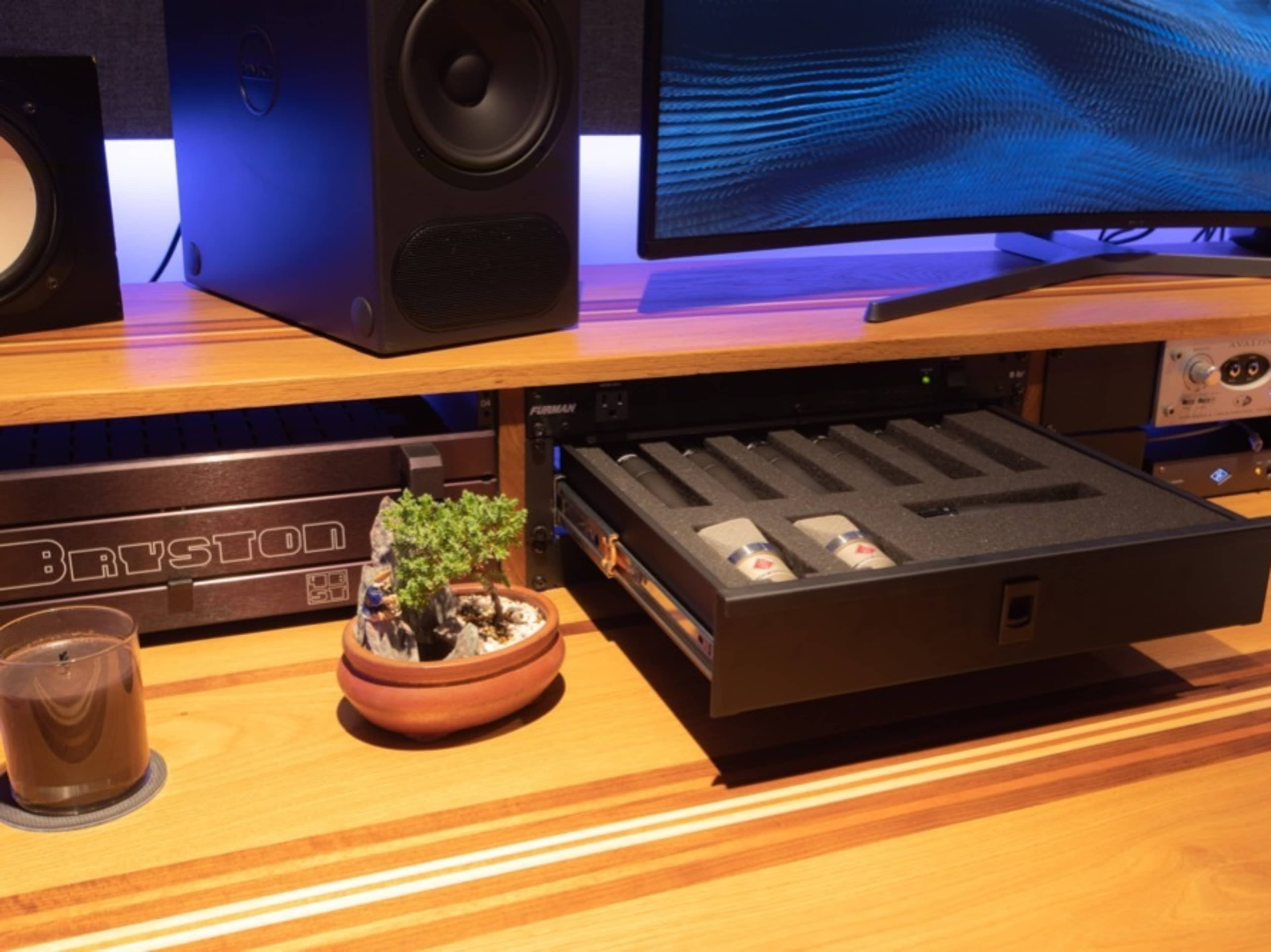 Overdub and Vocal Production Engineer