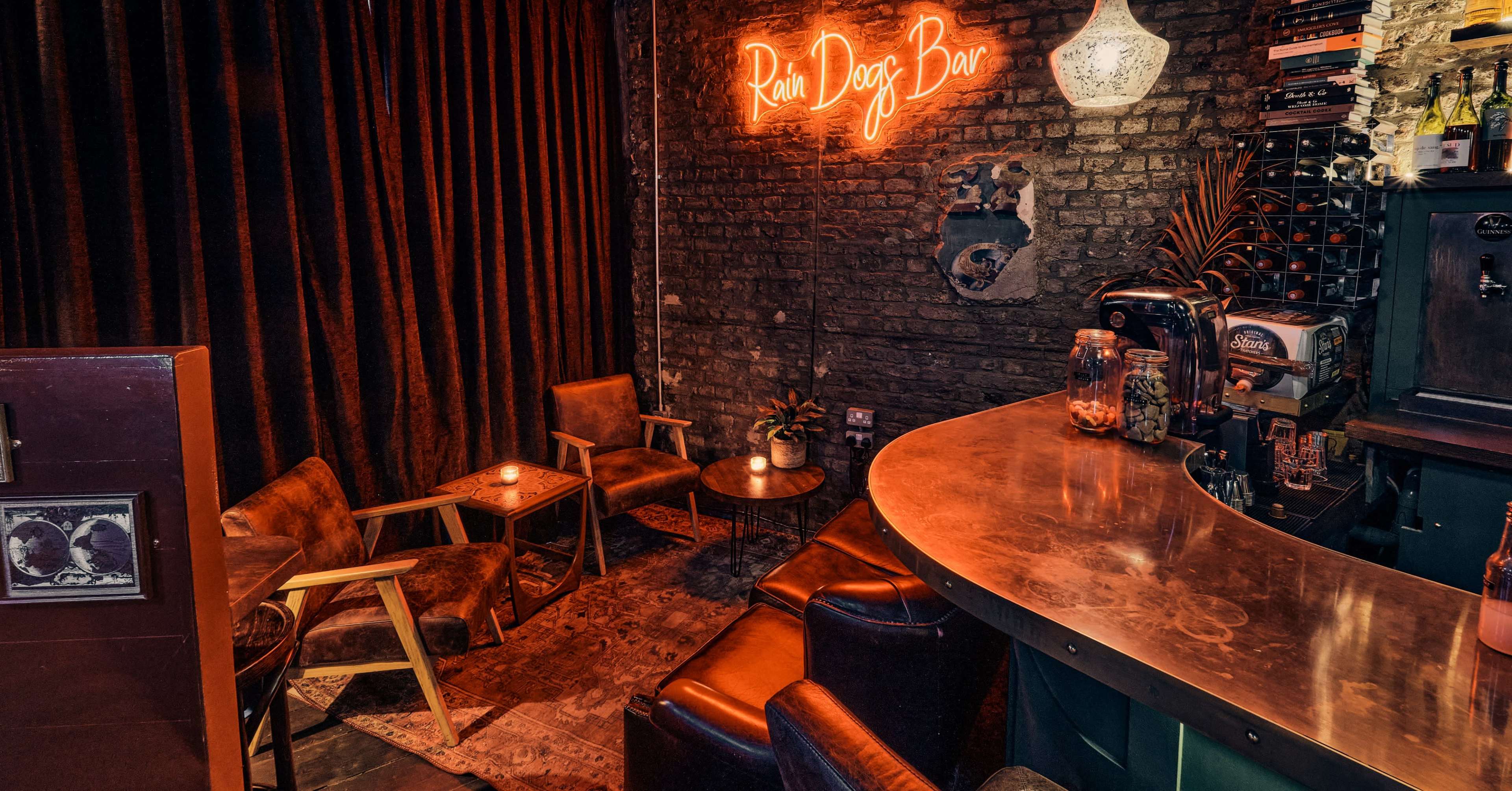 Eclectic Brick Lane Bar Image in London, London, ENG