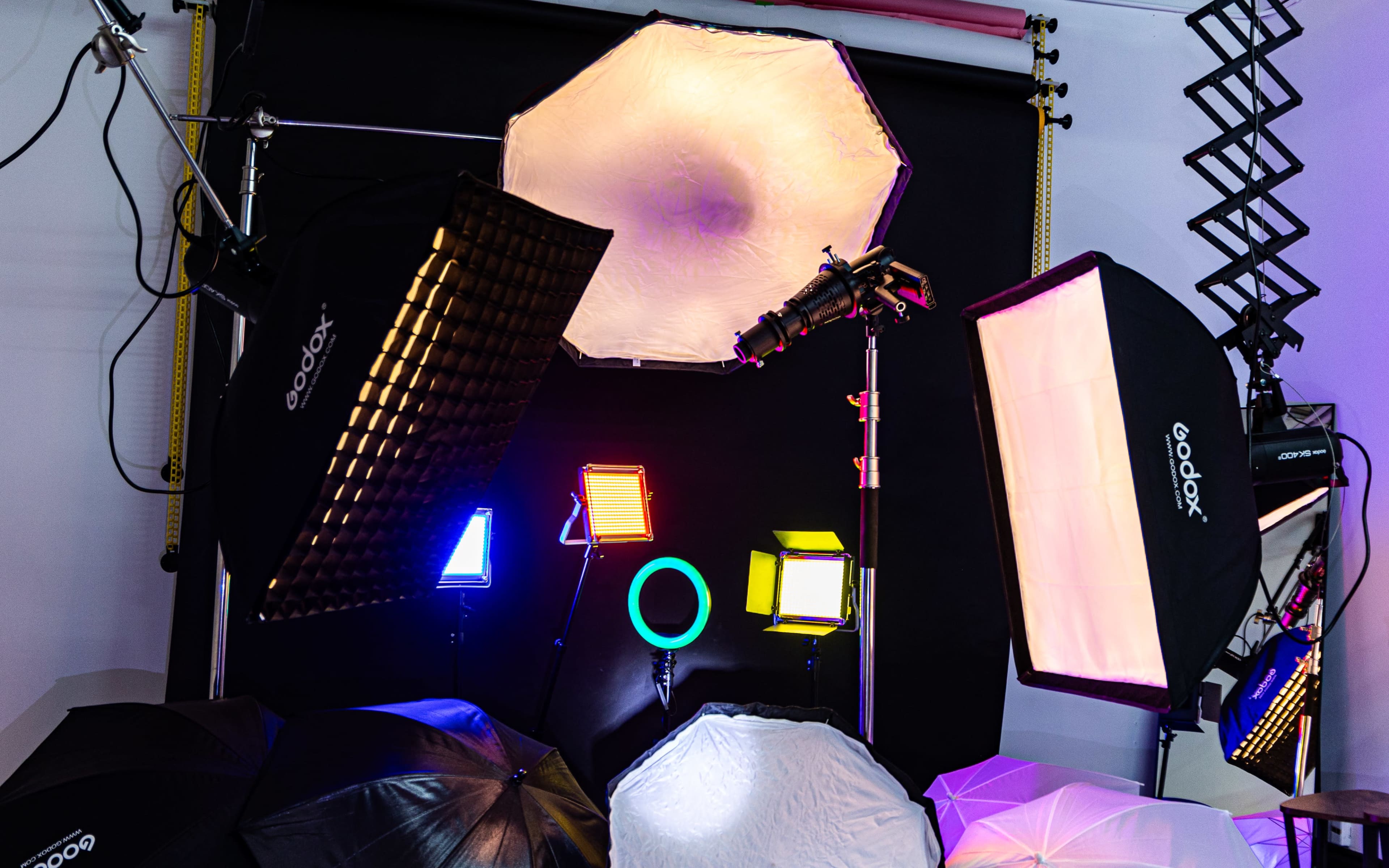 Modern Photo Studio in ottawa business park Image in Industrial Park, ottawa, ON