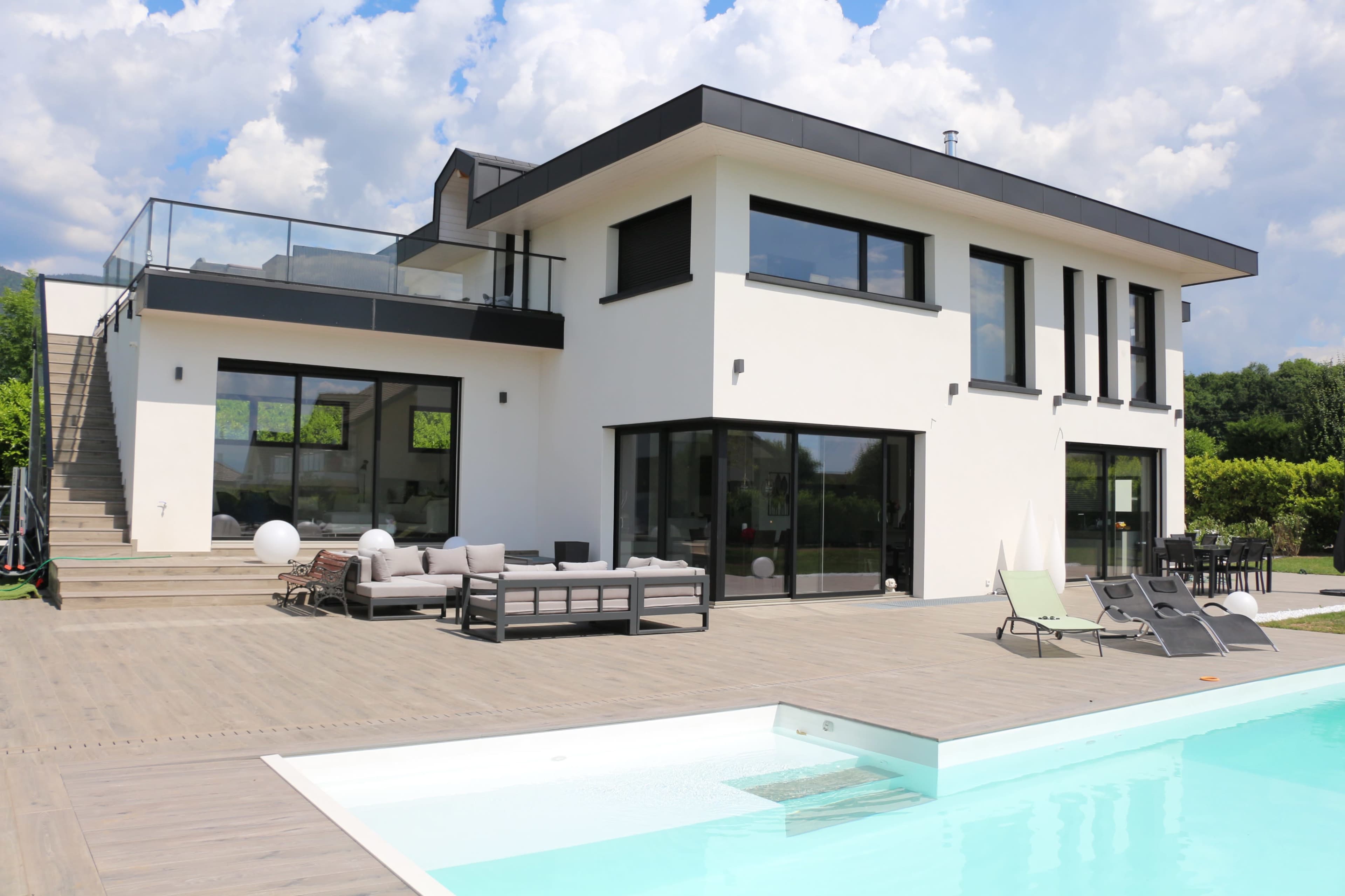 Confidential Villa with Pool & Rooftop Views — Private Day Retreat (12 guests) Image in Vésenex, Divonne les Bains
