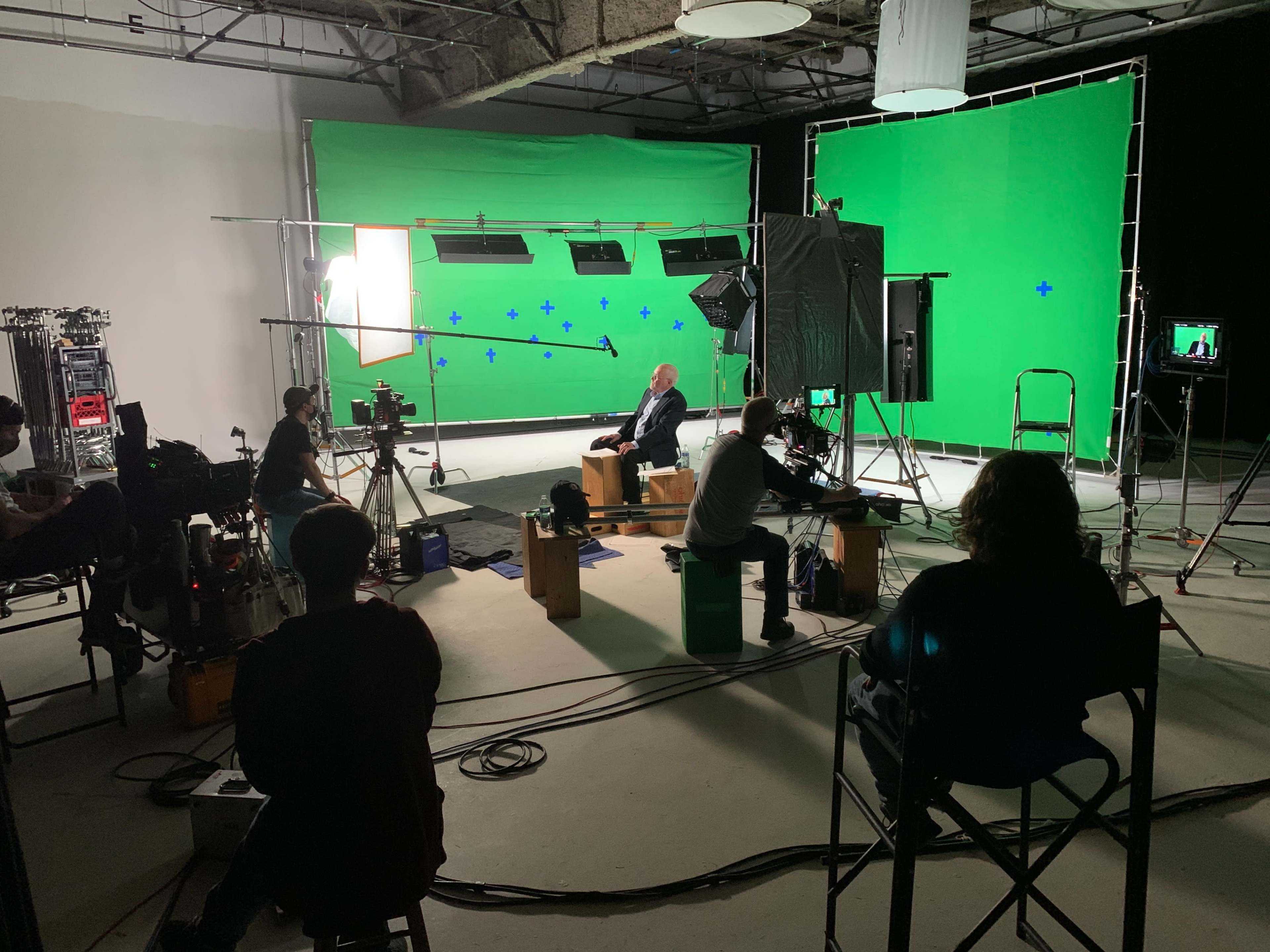 Studio Space with 3 Walled Cyc Image in Mifflin Township, Gahanna, OH