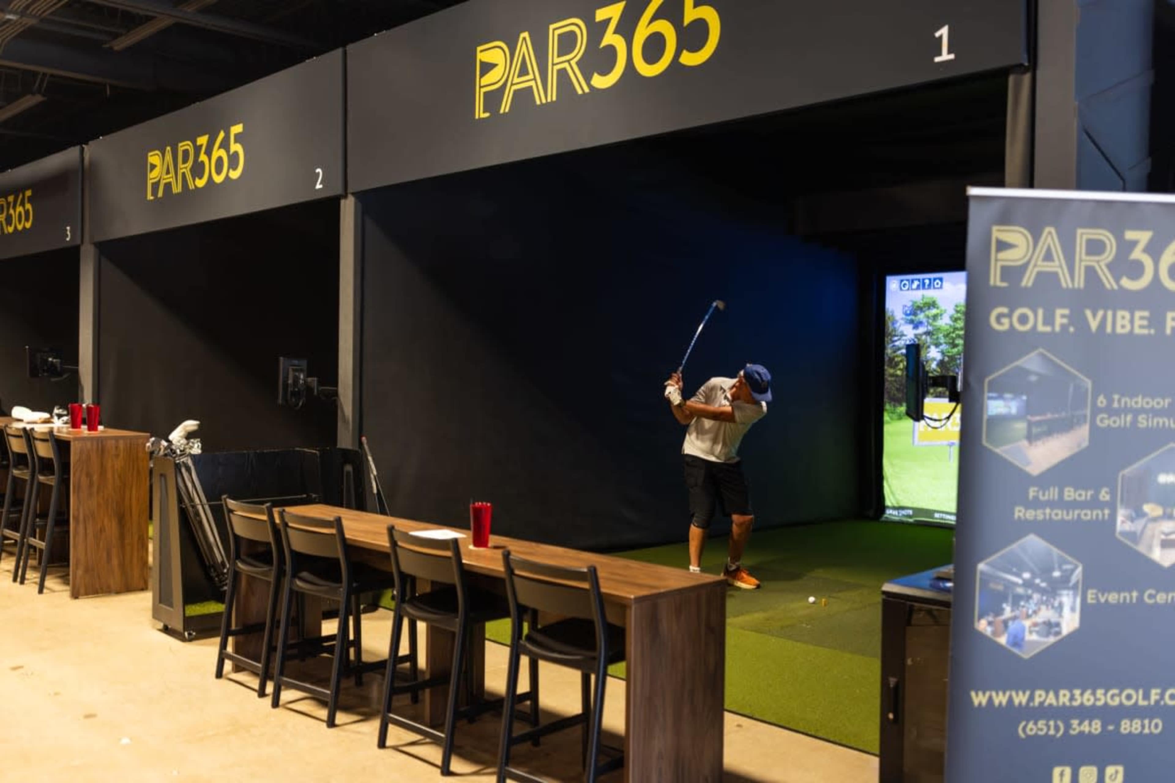 Modern Indoor Golf Lounge with Premium Simulators Image in Roseville, Roseville, MN