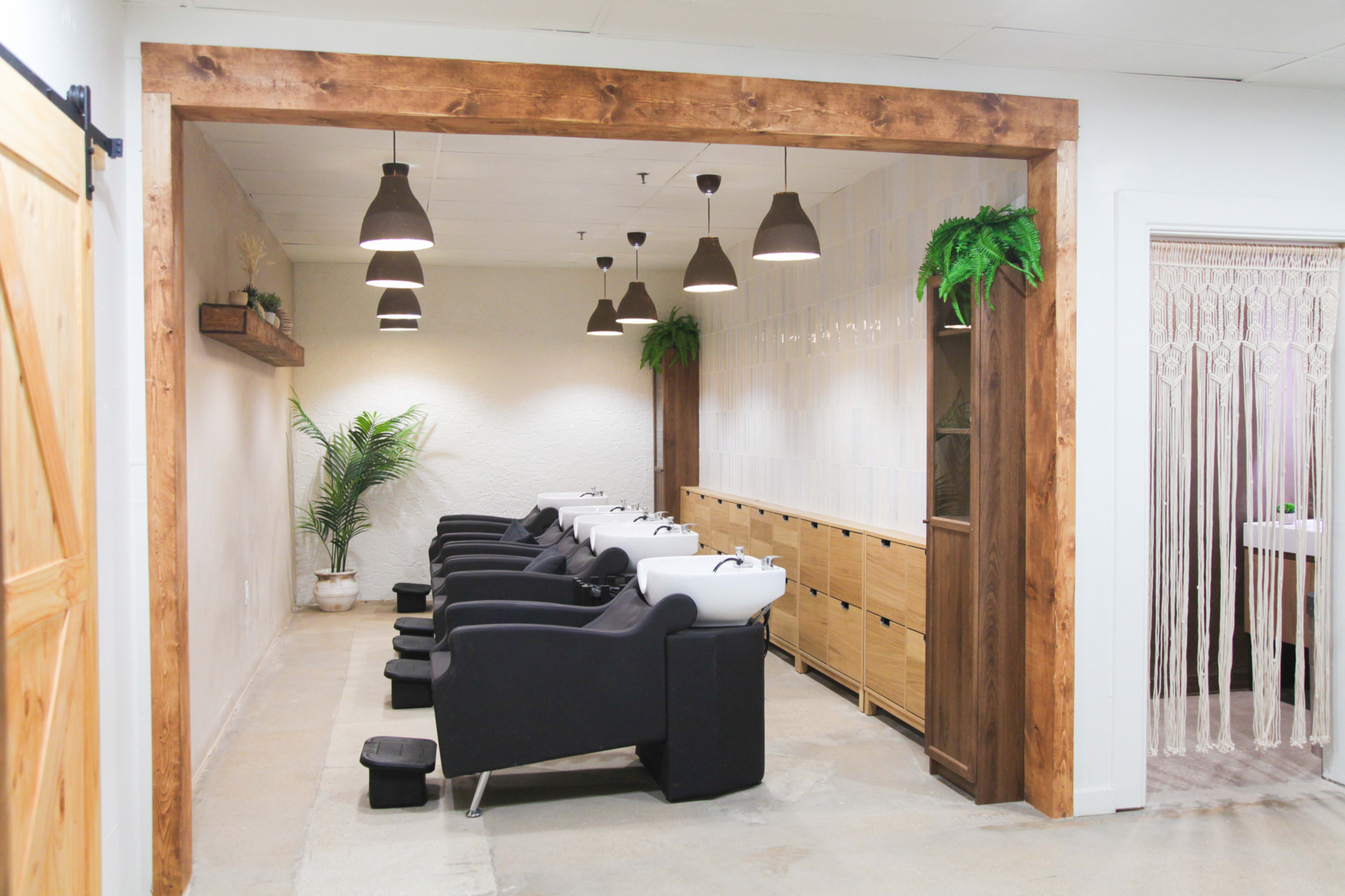 Chic Urban Hair Salon Image in Dallas, Dallas, TX