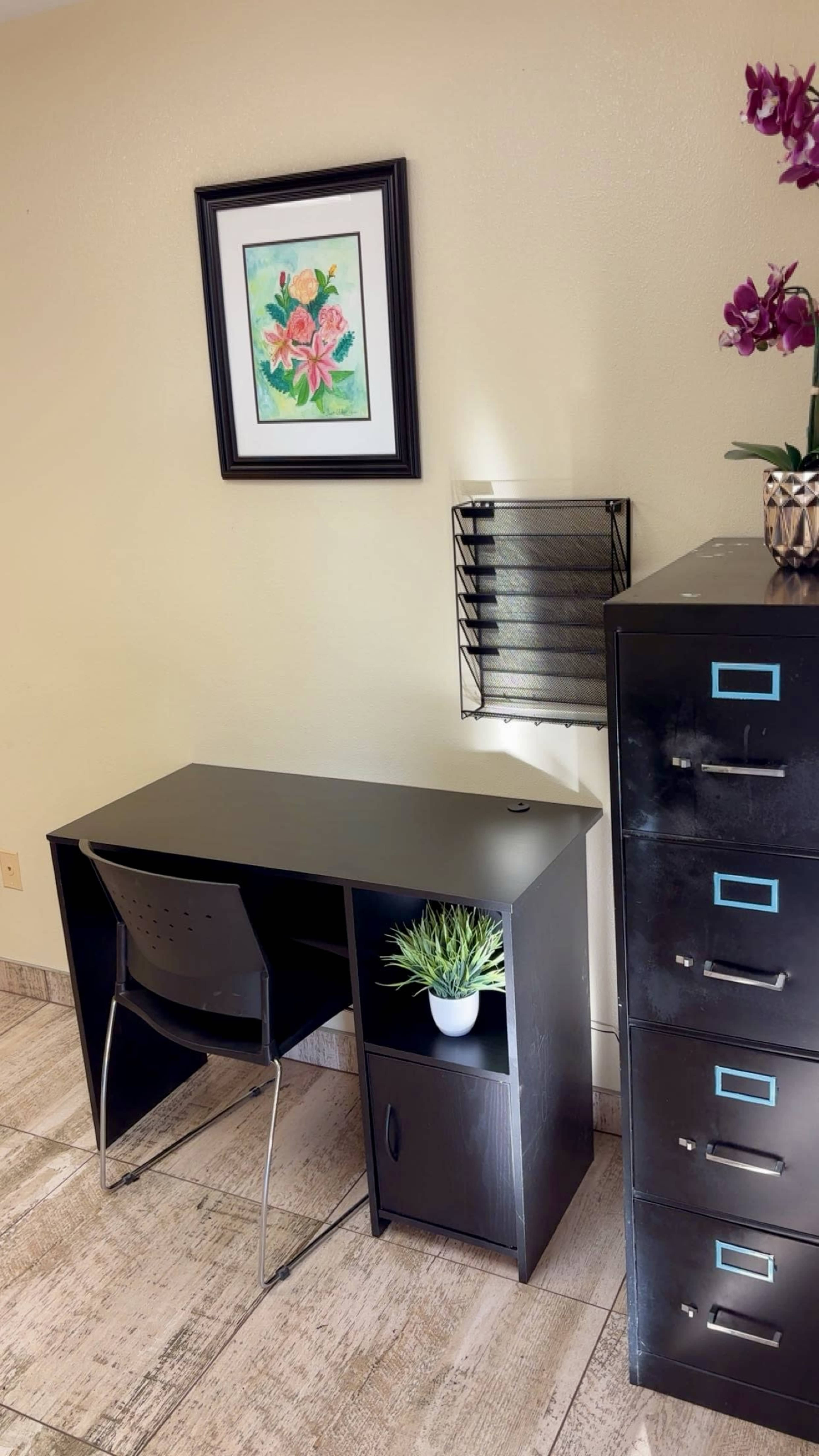 Executive Office Space Near Downtown San Bernardino Image in Show Place, San Bernardino, CA