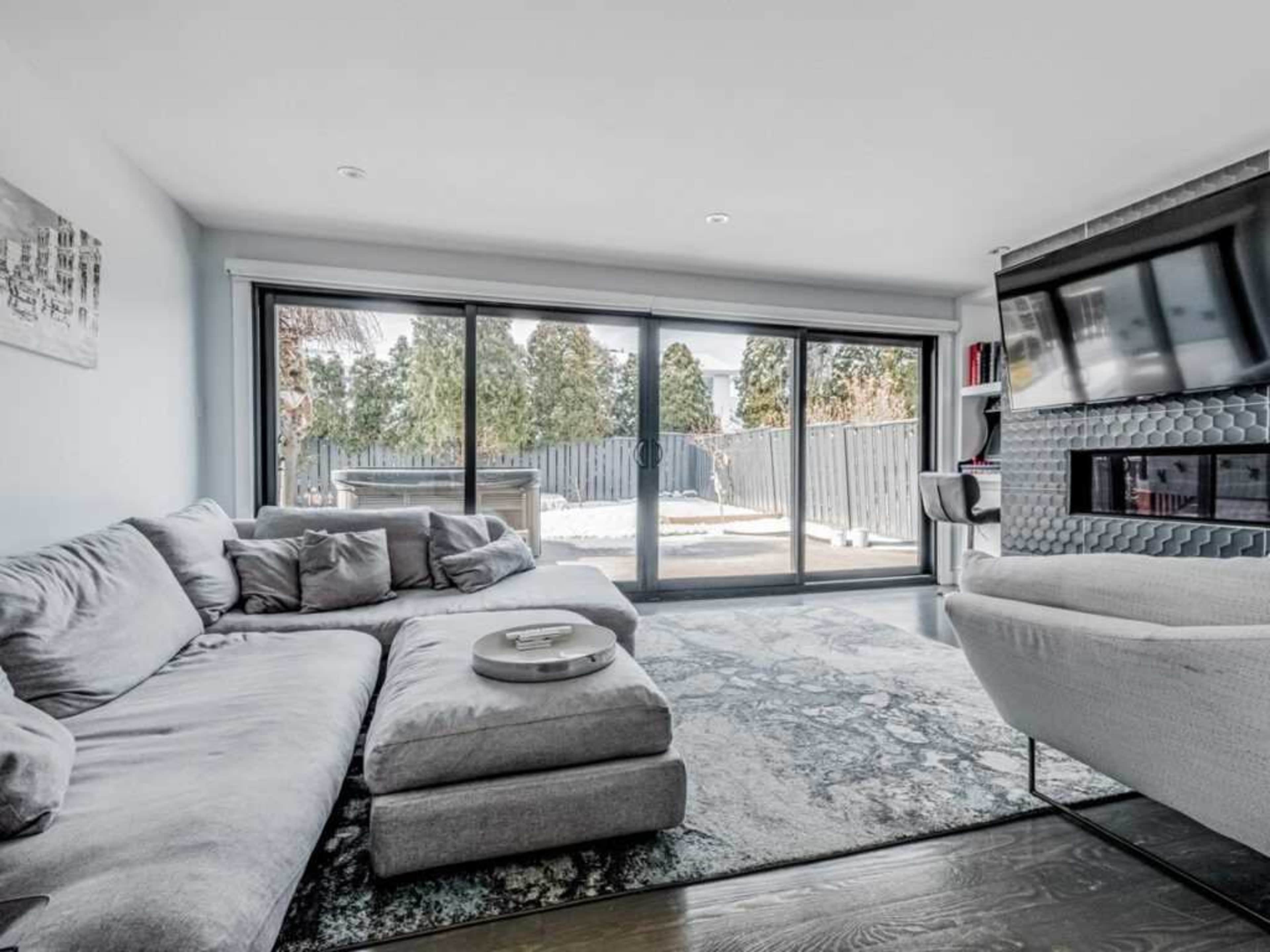 Modern Home with Designer Kitchen and 120" projector in basement Image in Burlington, Burlington, ON