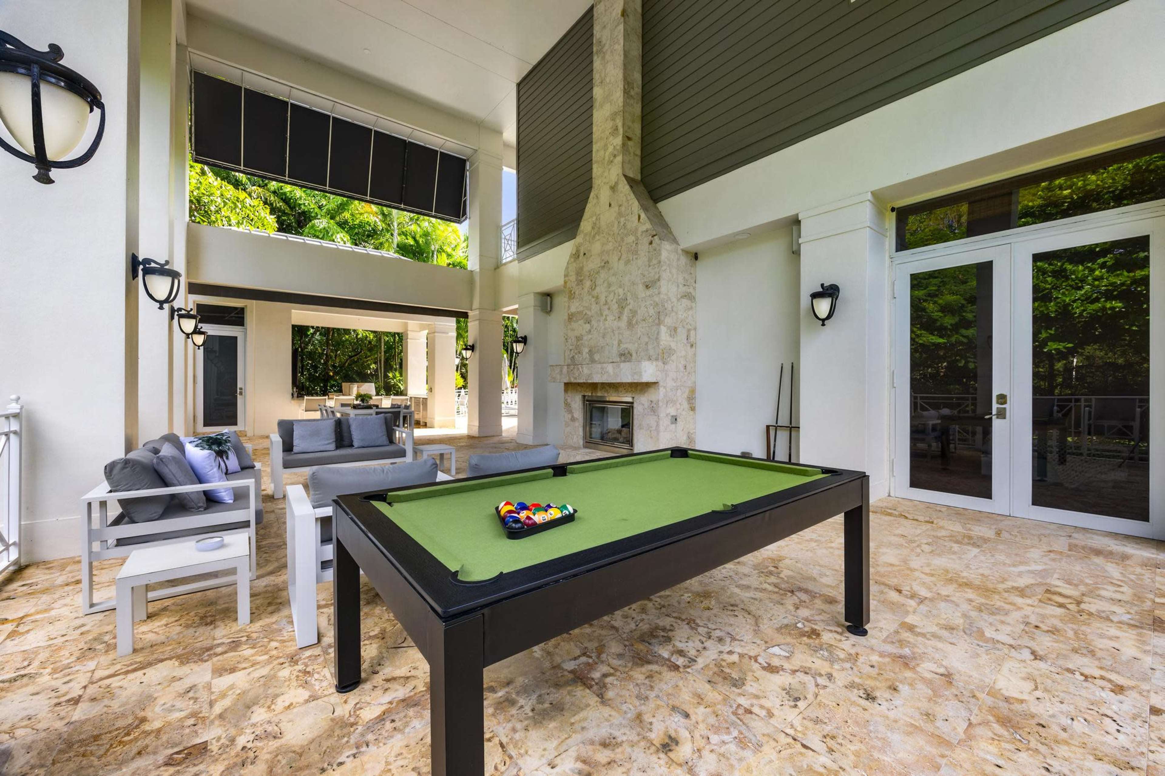 Palmera Estate Image in Plantation, Plantation, FL