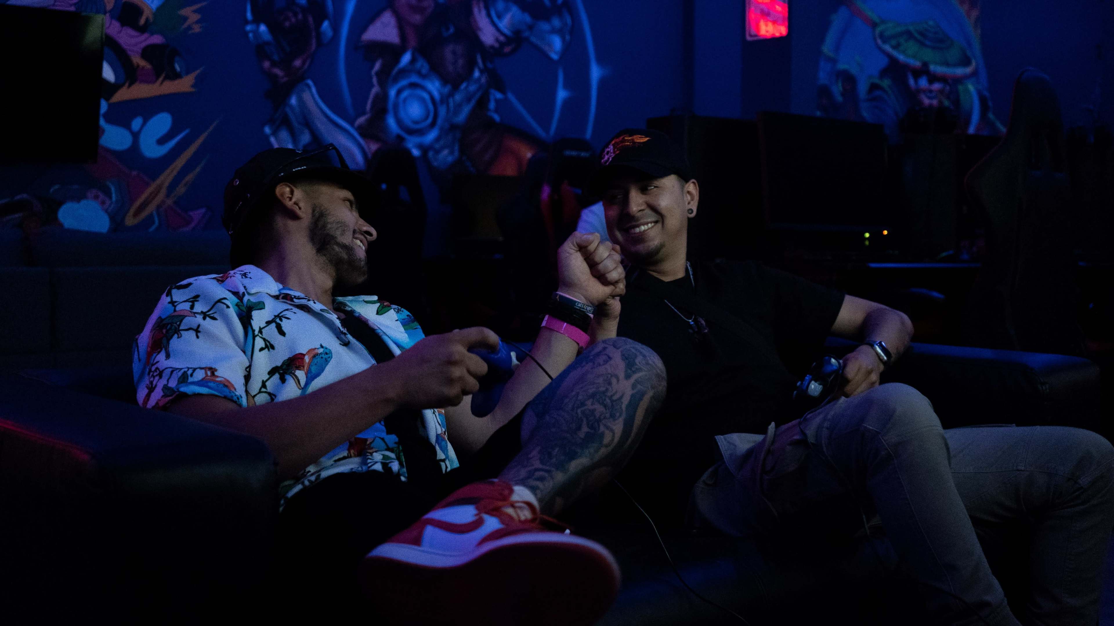 Gaming Lounge with bar Image in Logan Square, CHICAGO, IL