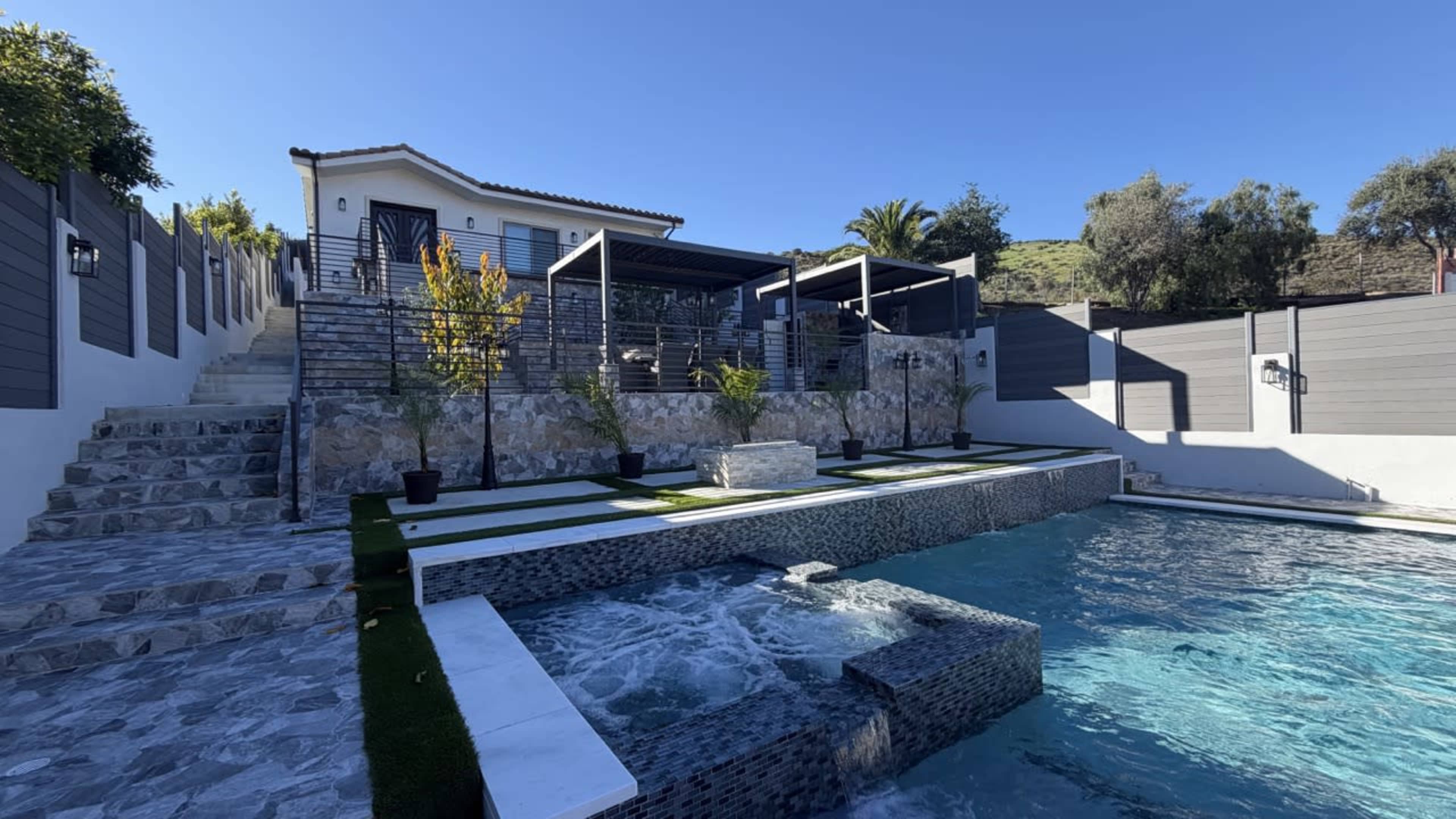 Huge house for filming Image in Sunland, sunland, CA