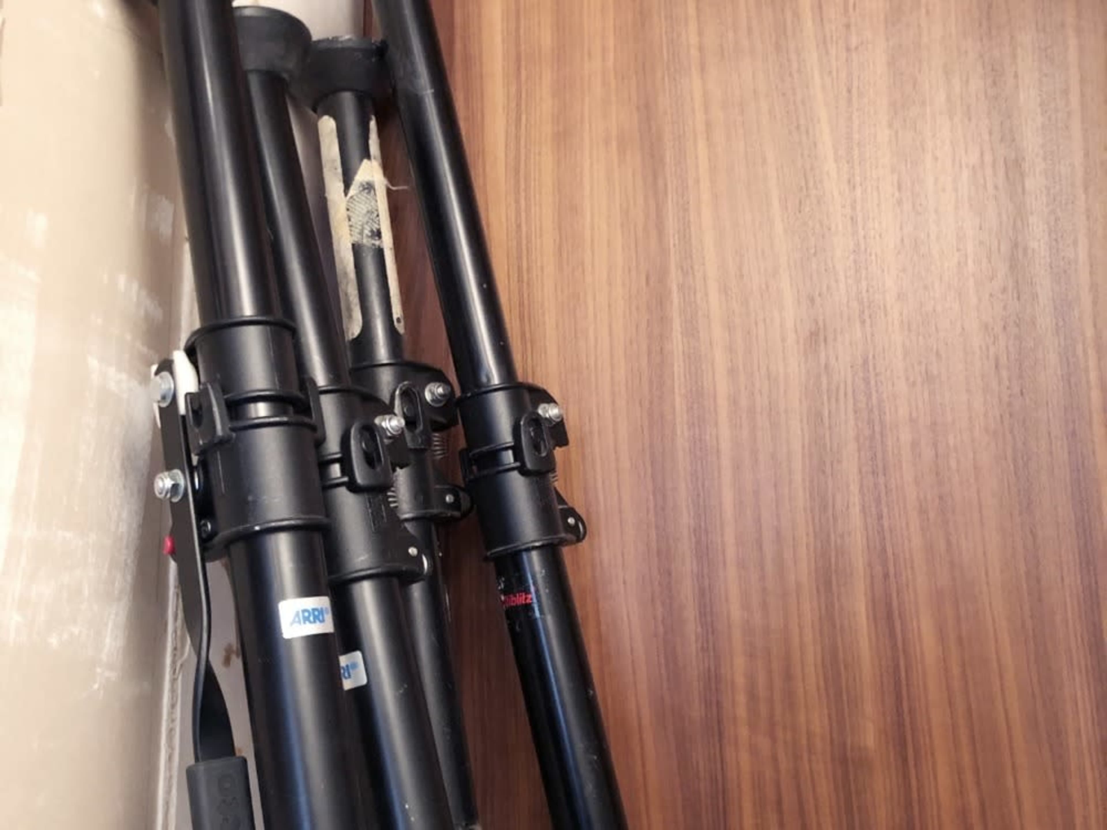 Autopole (pair)