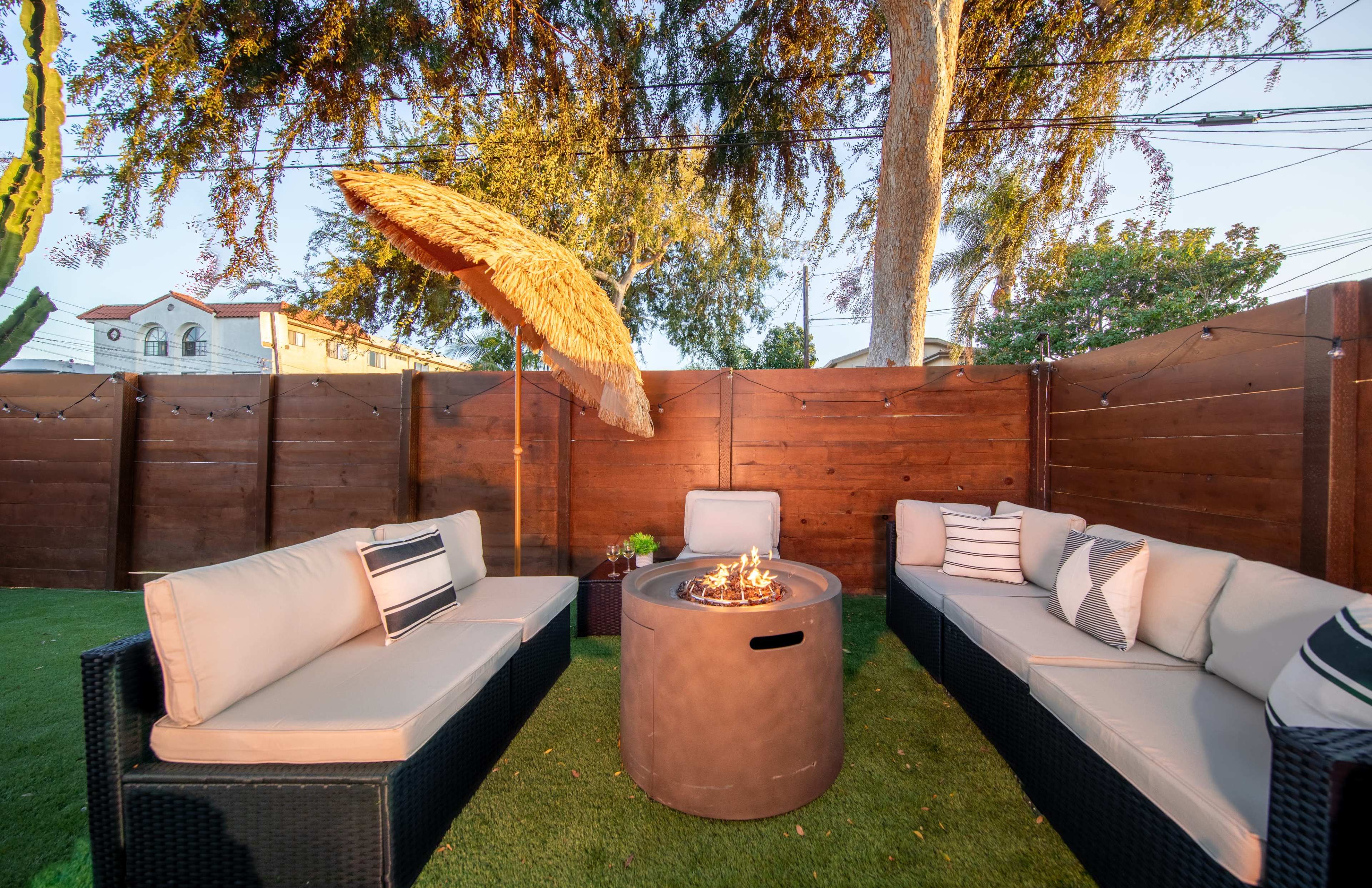 ✨ Modern Boho Event & Photoshoot House with Outdoor Oasis — Sleeps 16+ | Perfect for Gatherings, Shoots & Retreats Image in Hawthorne, Hawthorne, CA