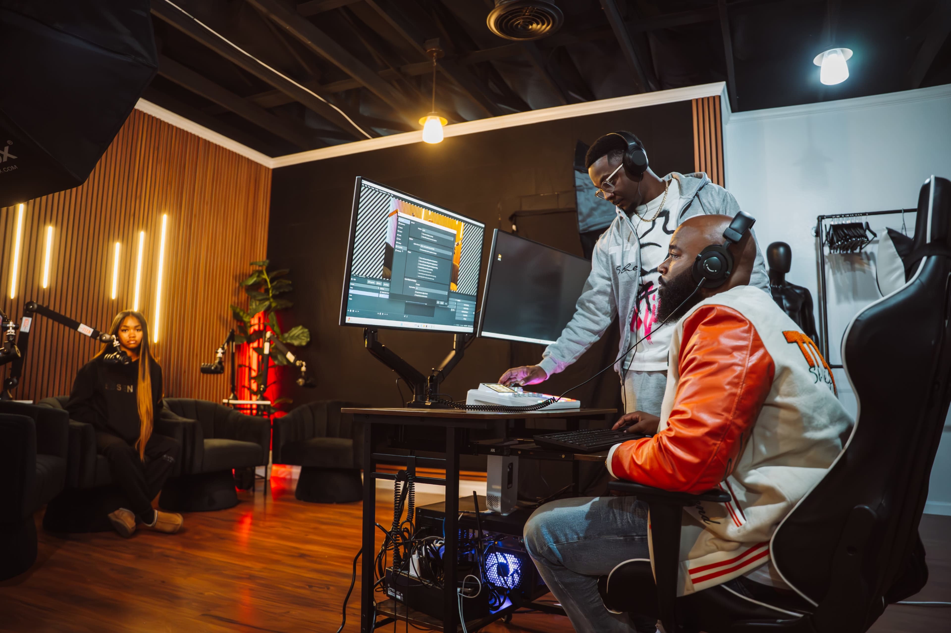 Beautiful Multipurpose Studio In Downtown Lancaster Blvd Image in Lancaster, Lancaster, CA