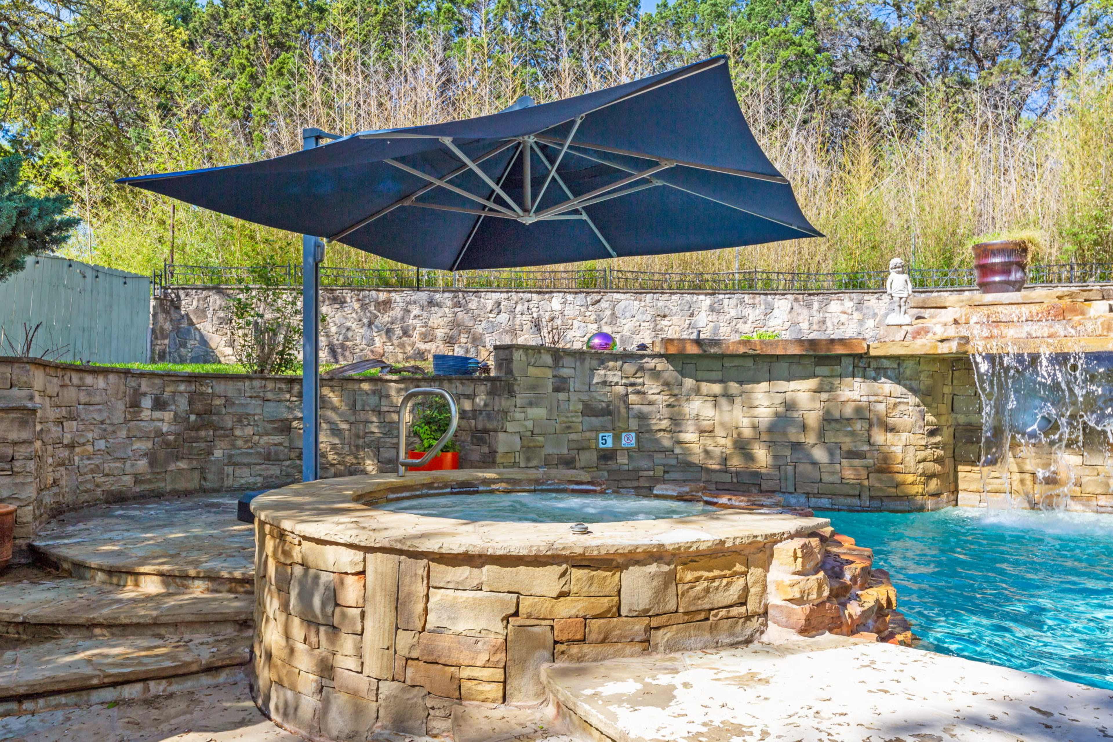 Secluded Private Pool Resort + Waterfall Image in Canyon Lake, Canyon Lake, TX