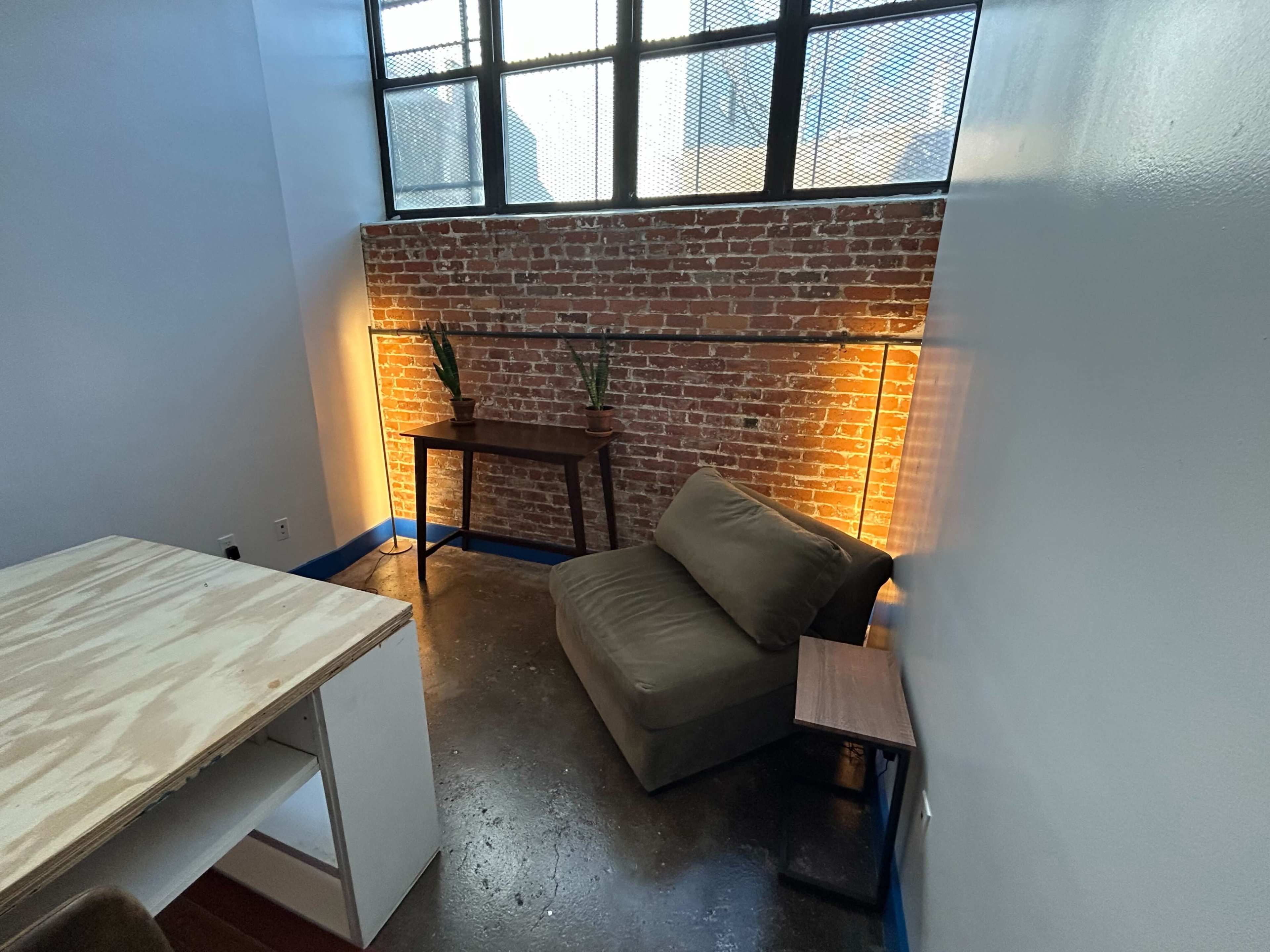 Private Workspace/Office in Williamsburg Image in Bushwick, Brooklyn, NY