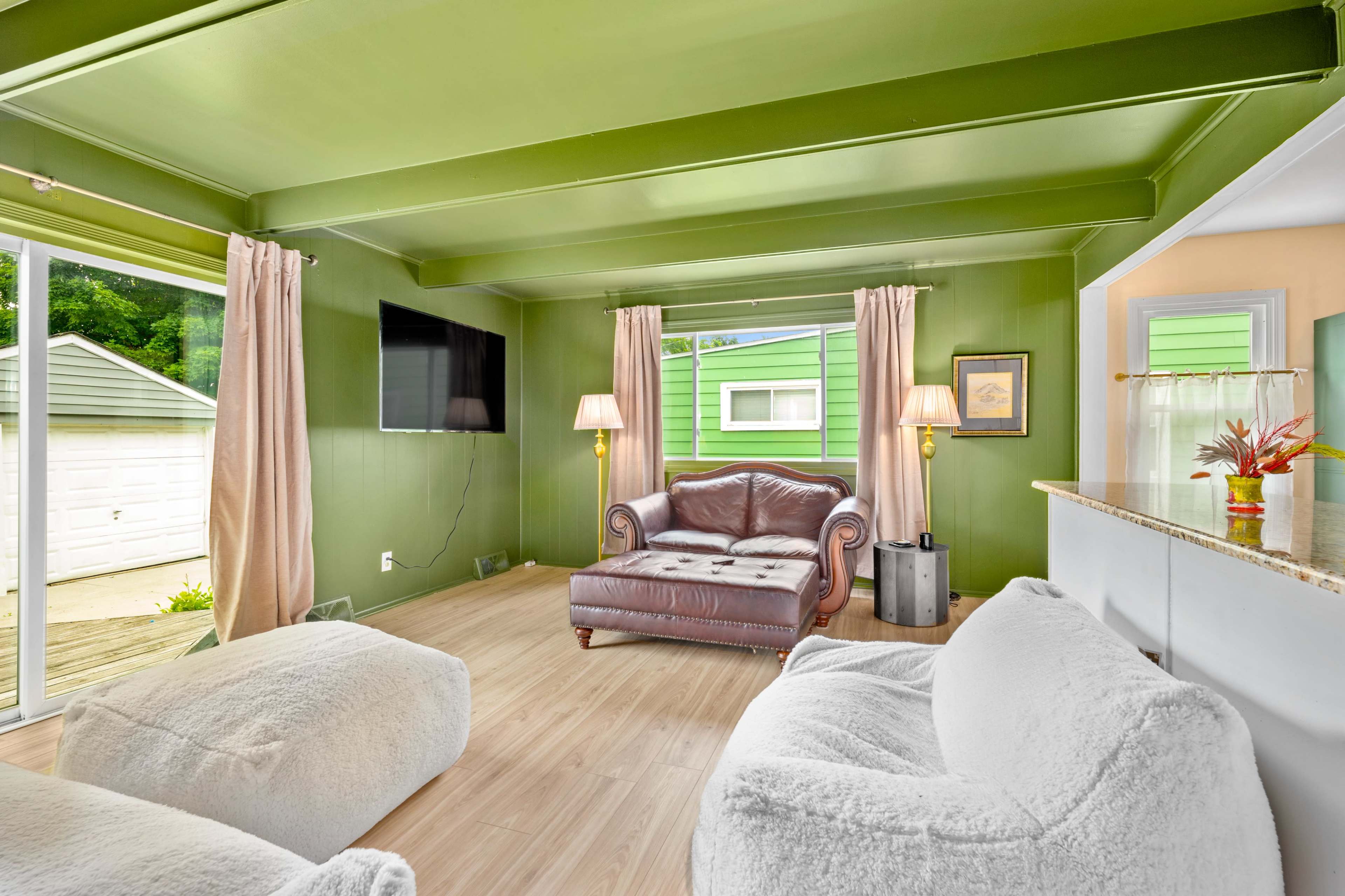 Bold & Artistic Royal Oak Home | Perfect for Photoshoots, Productions & Retreats Image in Royal Oak, Royal Oak, MI