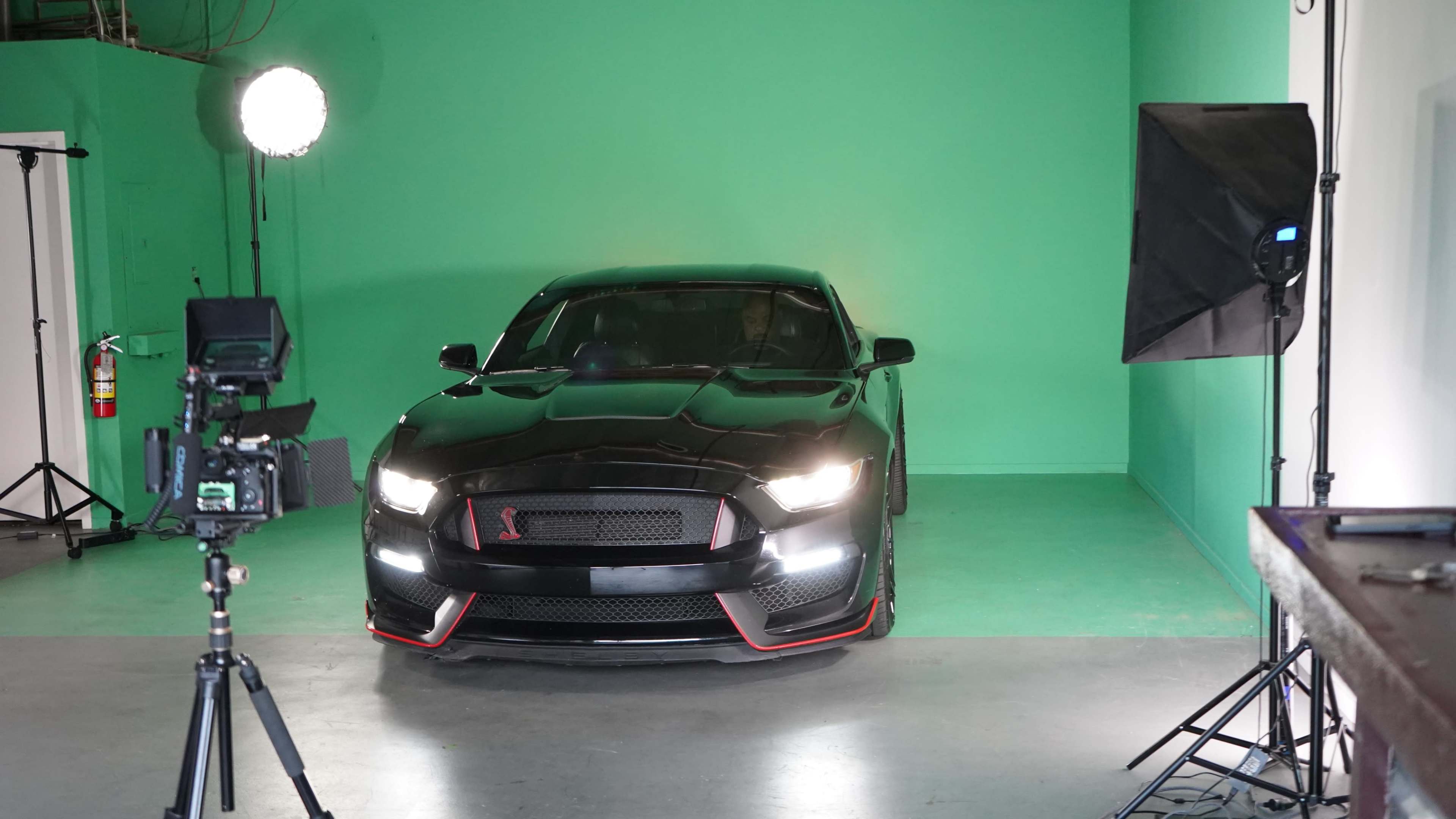 photo/video studio with green screen walls and floor Image in The Plant, san jose, CA